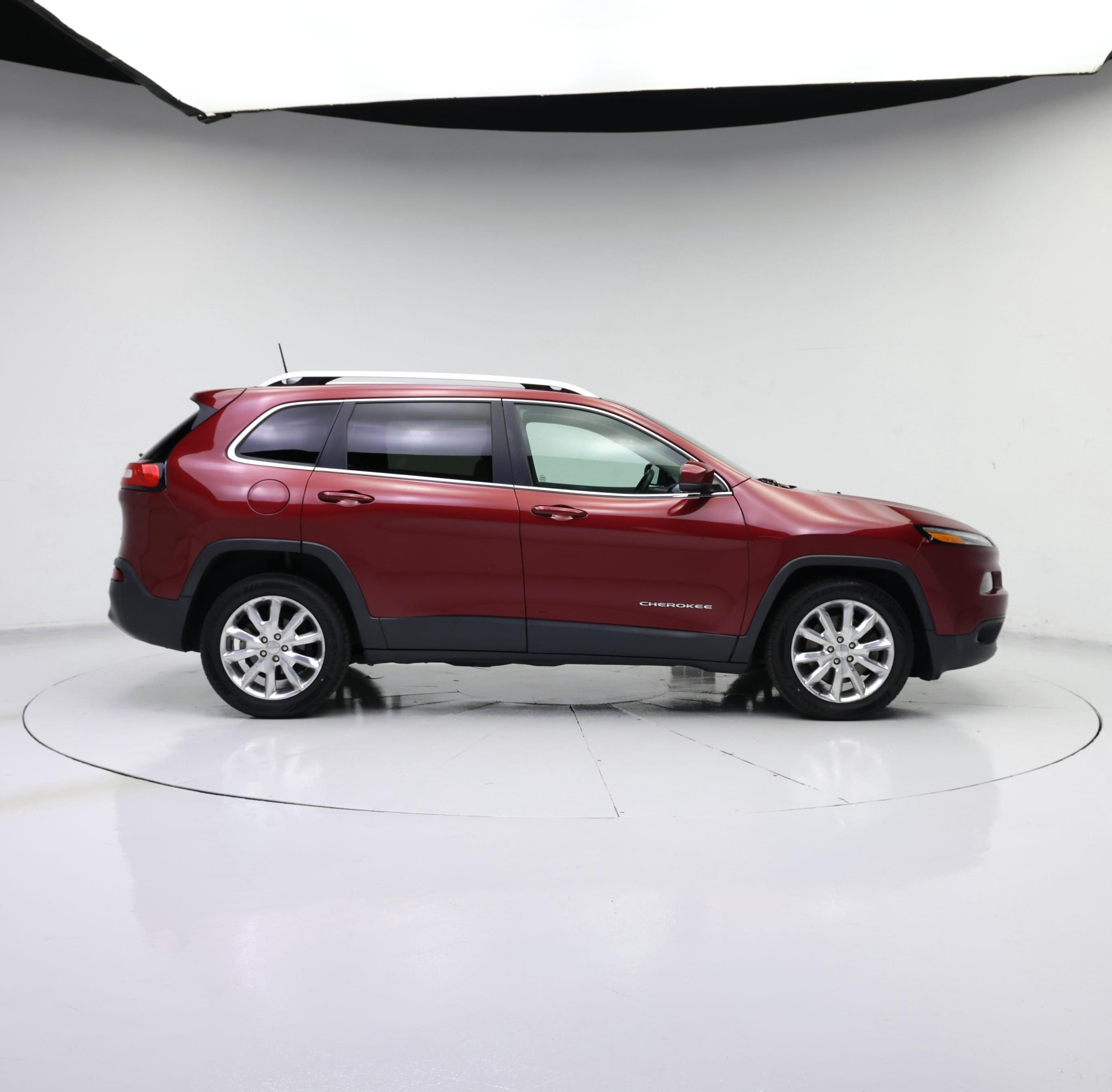 Thumbnail: 2016 Jeep Cherokee - 7