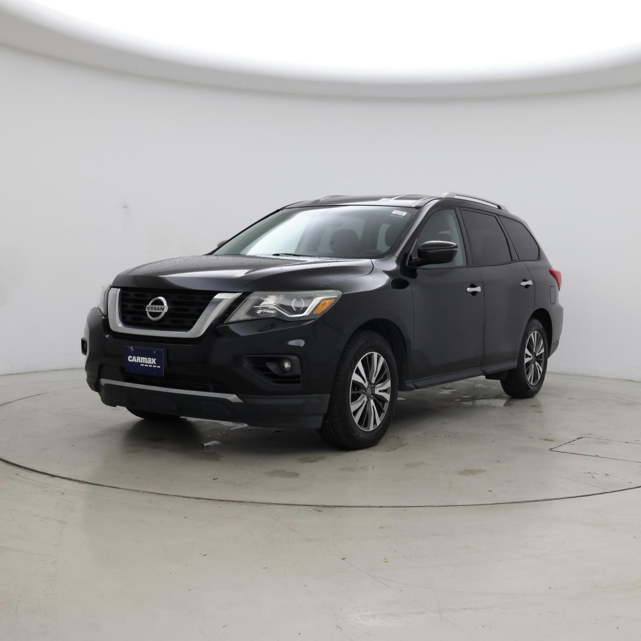 Thumbnail: 2017 Nissan Pathfinder - 4