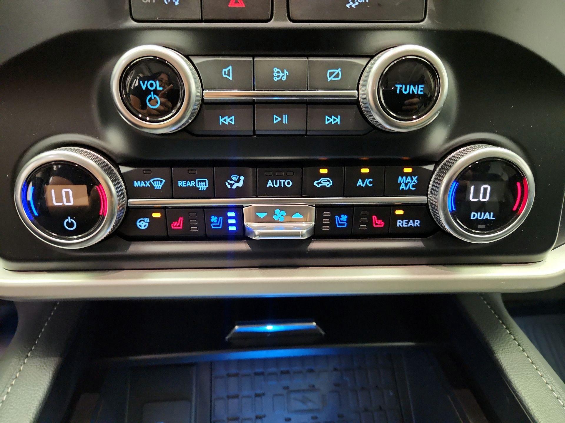 Thumbnail: 2024 Ford Expedition - 17