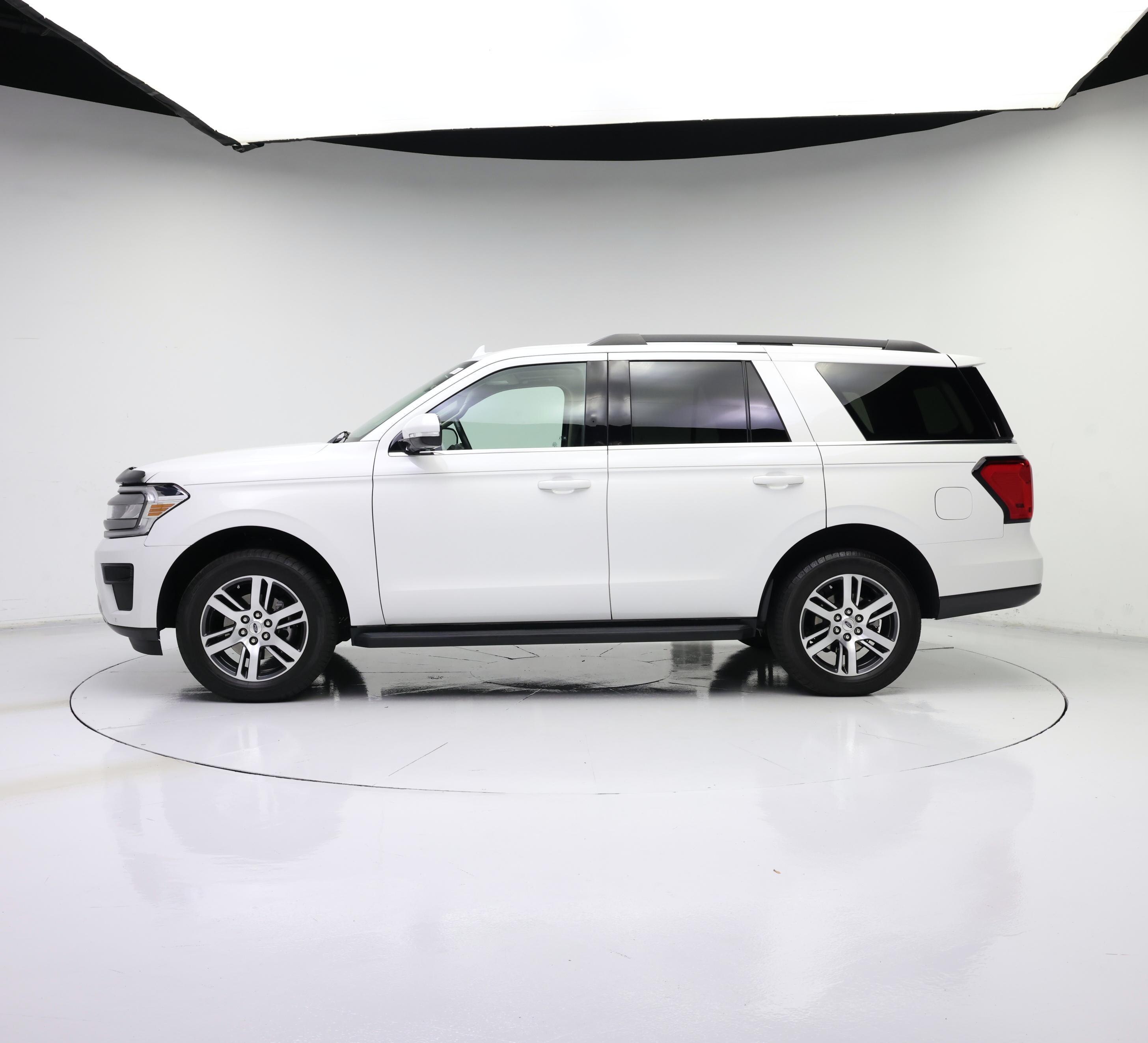 Thumbnail: 2024 Ford Expedition - 3
