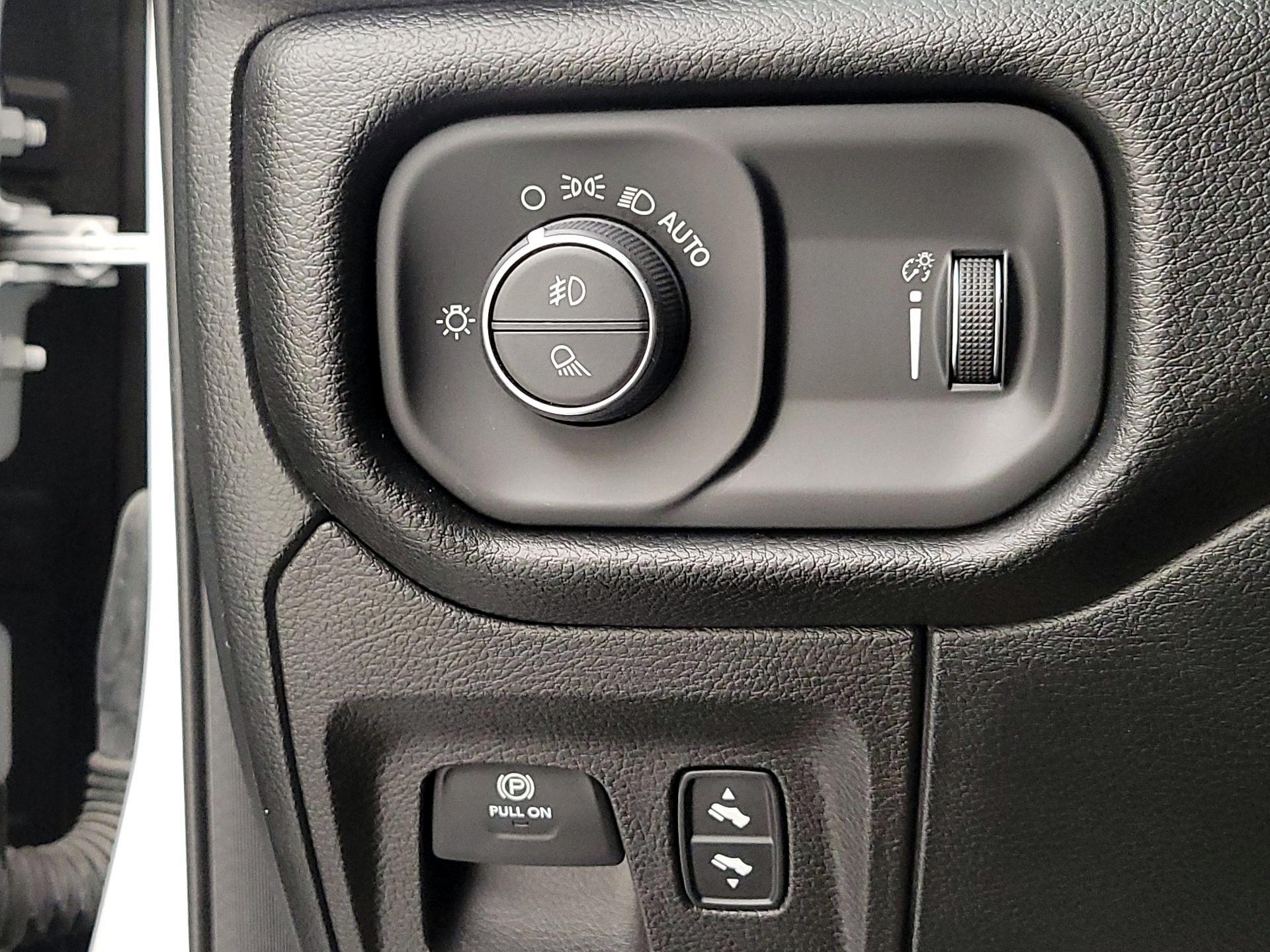 Thumbnail: 2022 RAM 1500 - 13