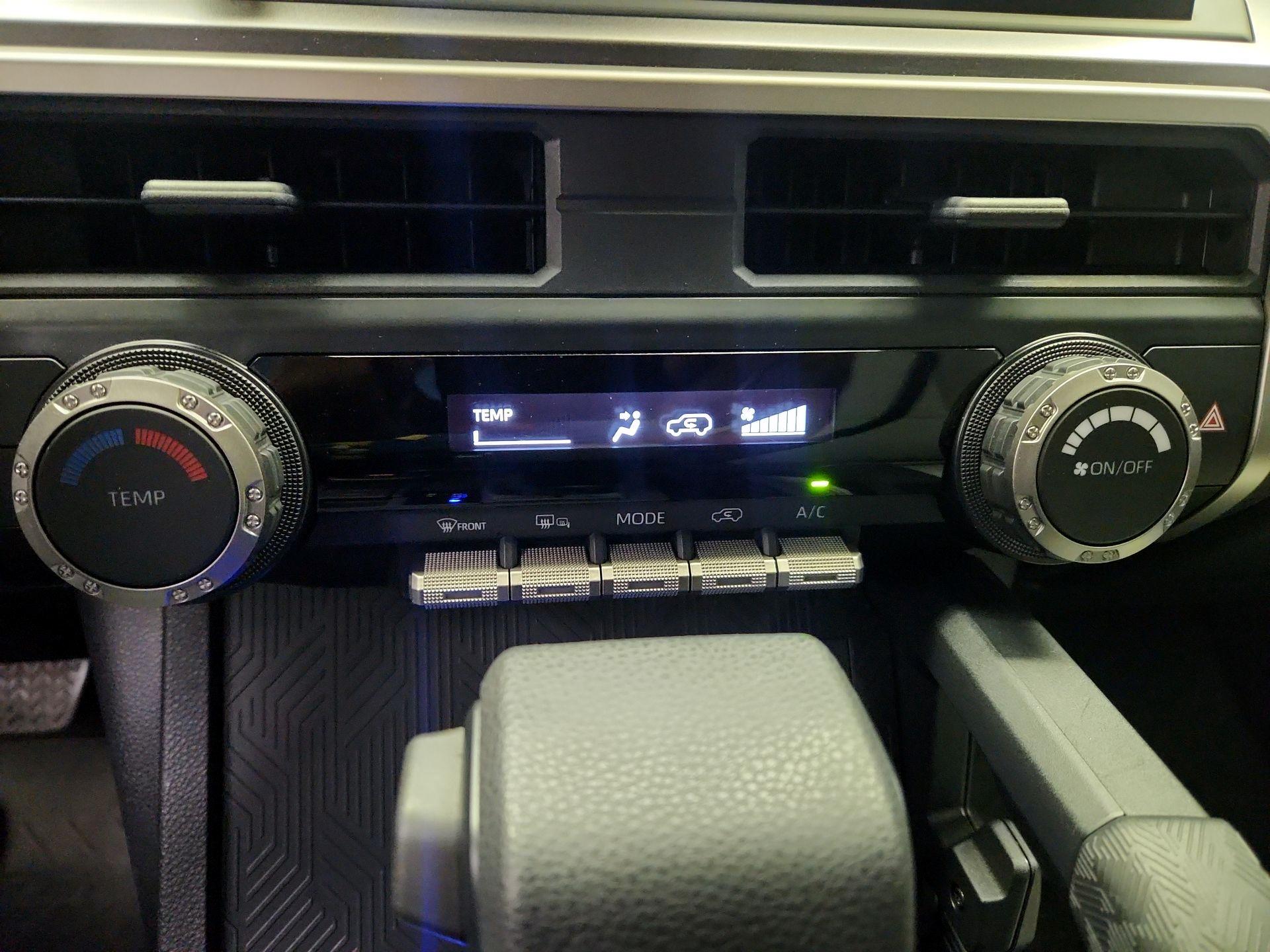 Thumbnail: 2025 Toyota 4Runner - 16