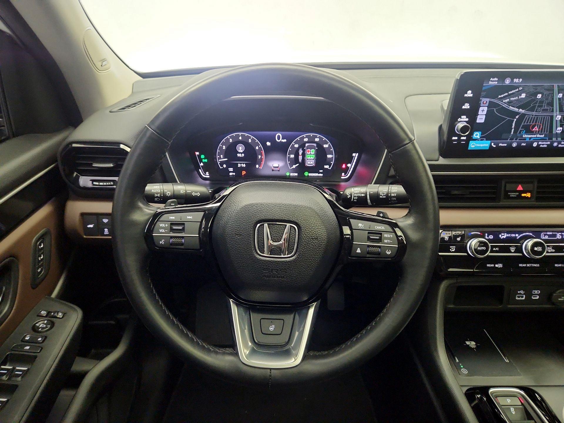 Thumbnail: 2023 Honda Pilot - 10