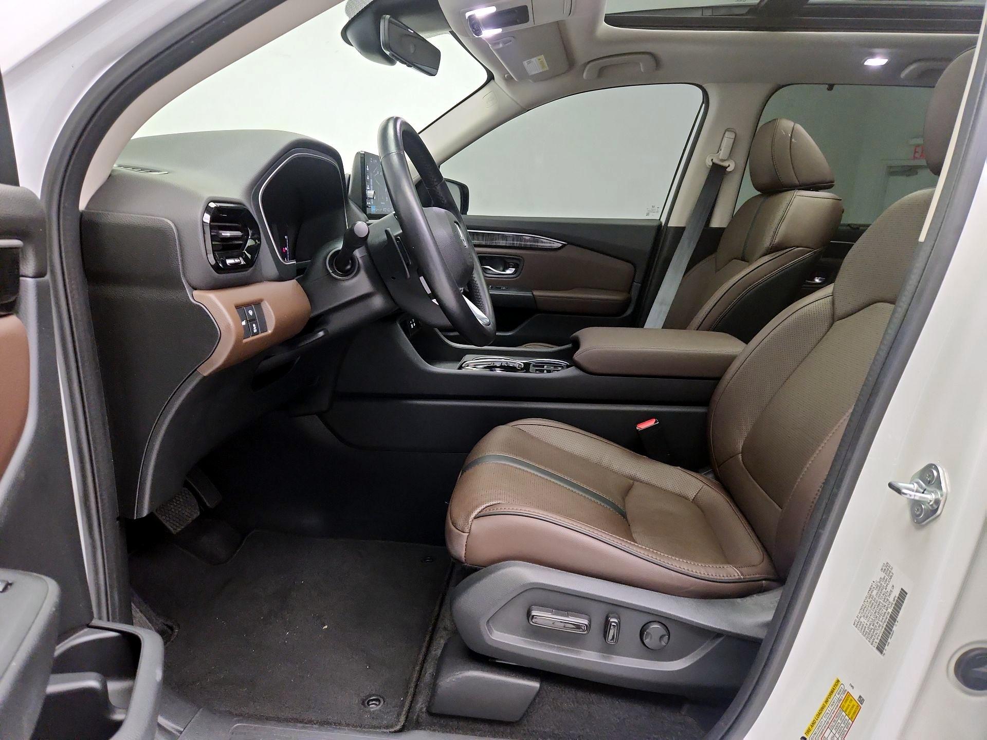 Thumbnail: 2023 Honda Pilot - 11