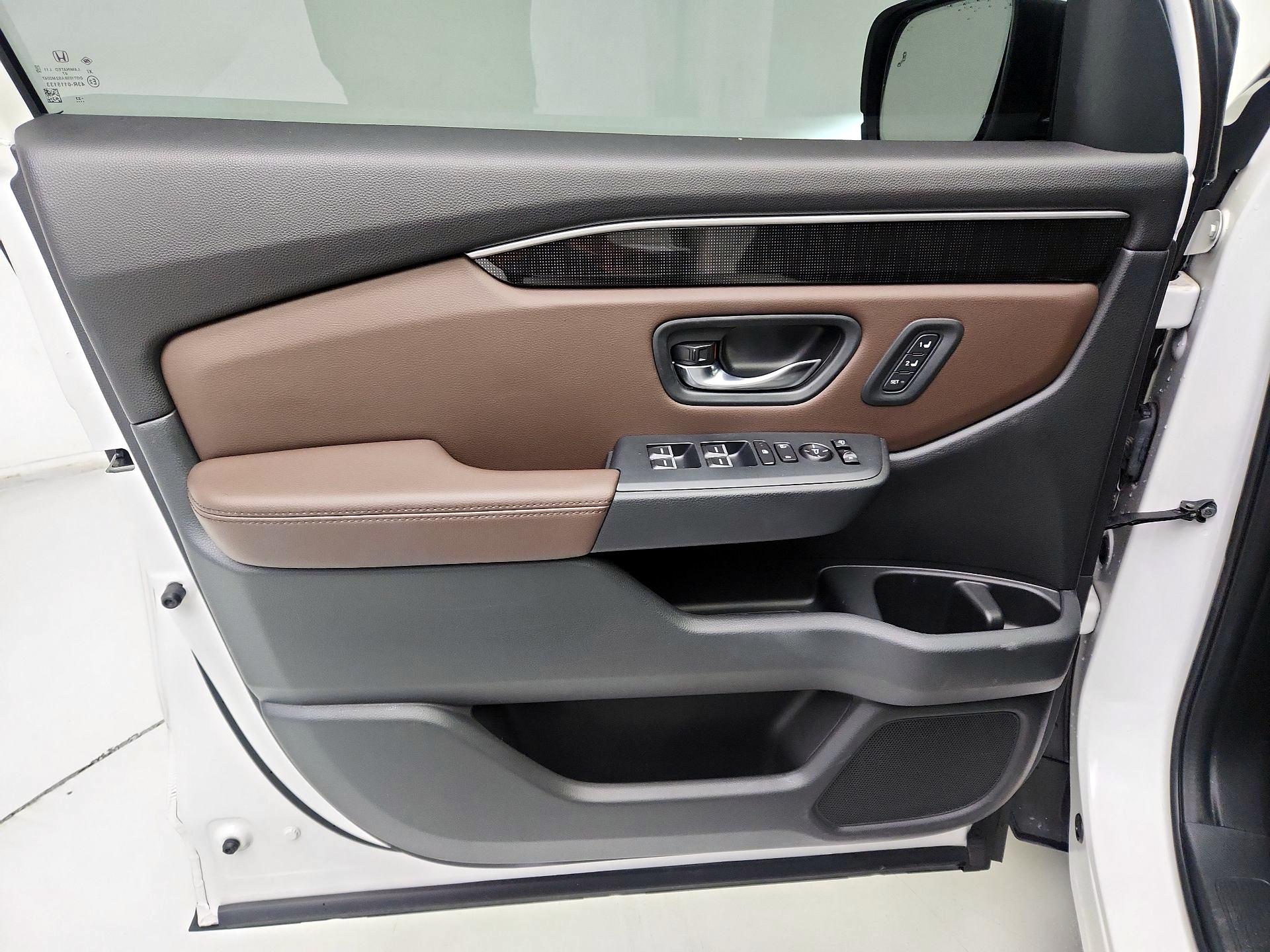 Thumbnail: 2023 Honda Pilot - 12