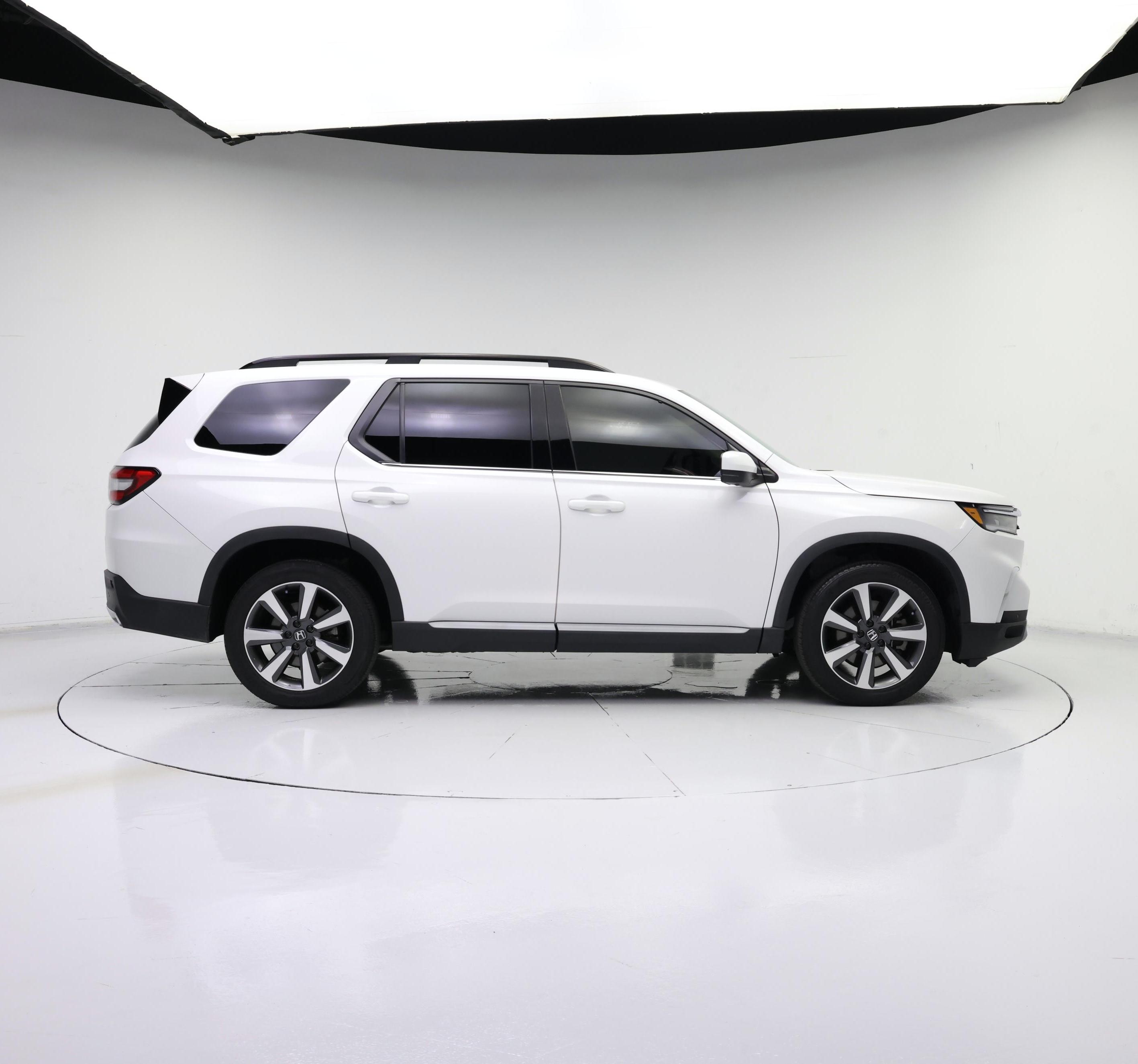 Thumbnail: 2023 Honda Pilot - 7