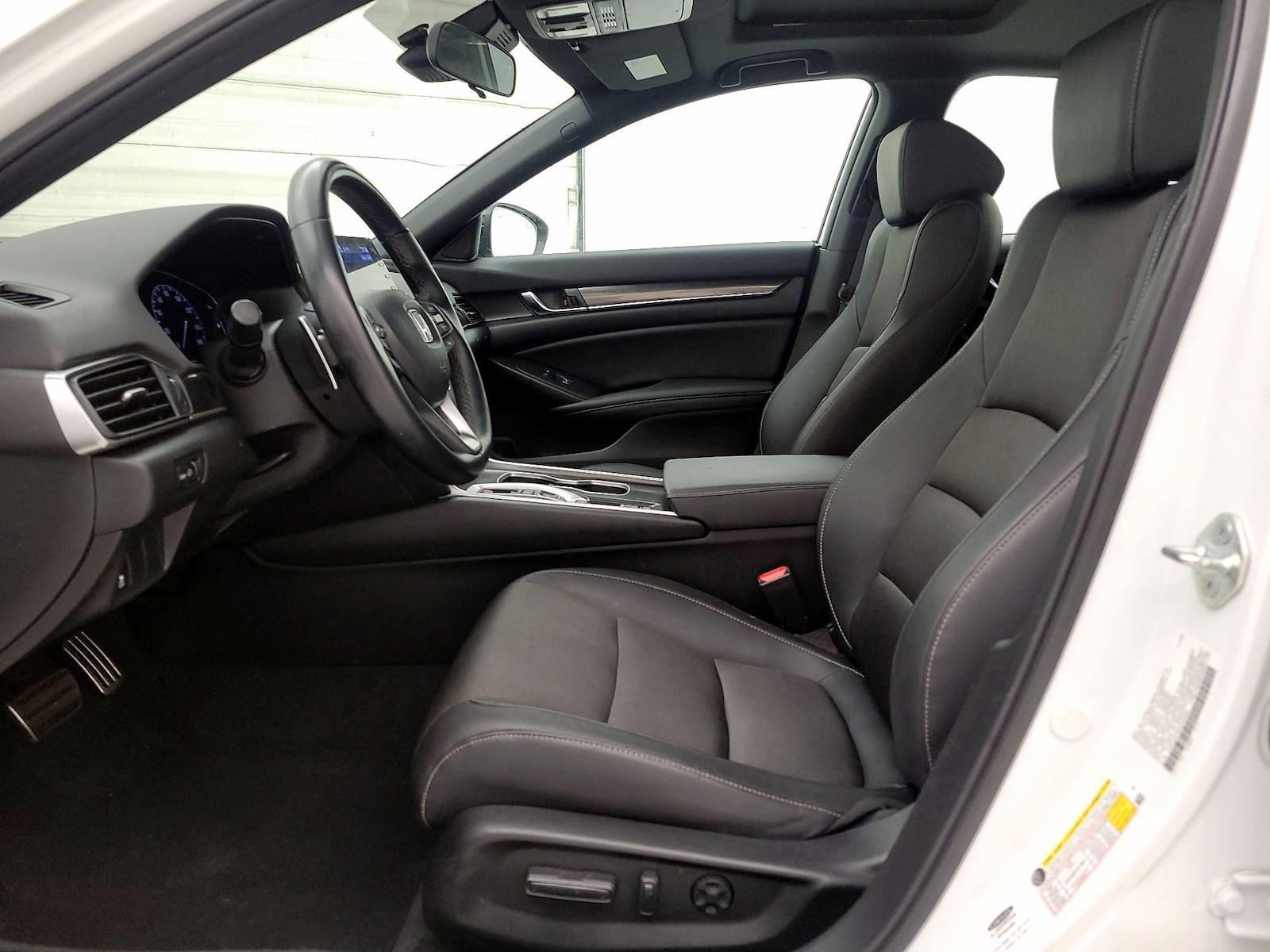2022 Honda Accord Sport - Photo 12