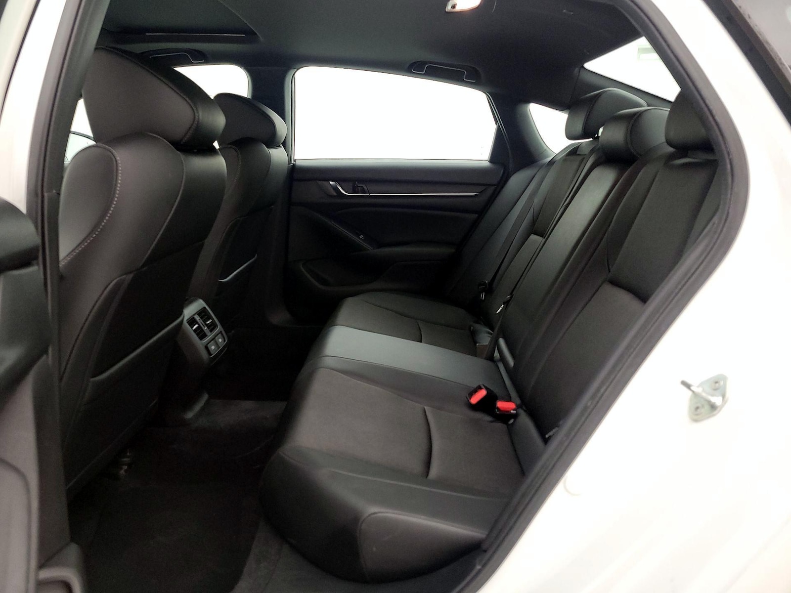 2022 Honda Accord Sport - Photo 20