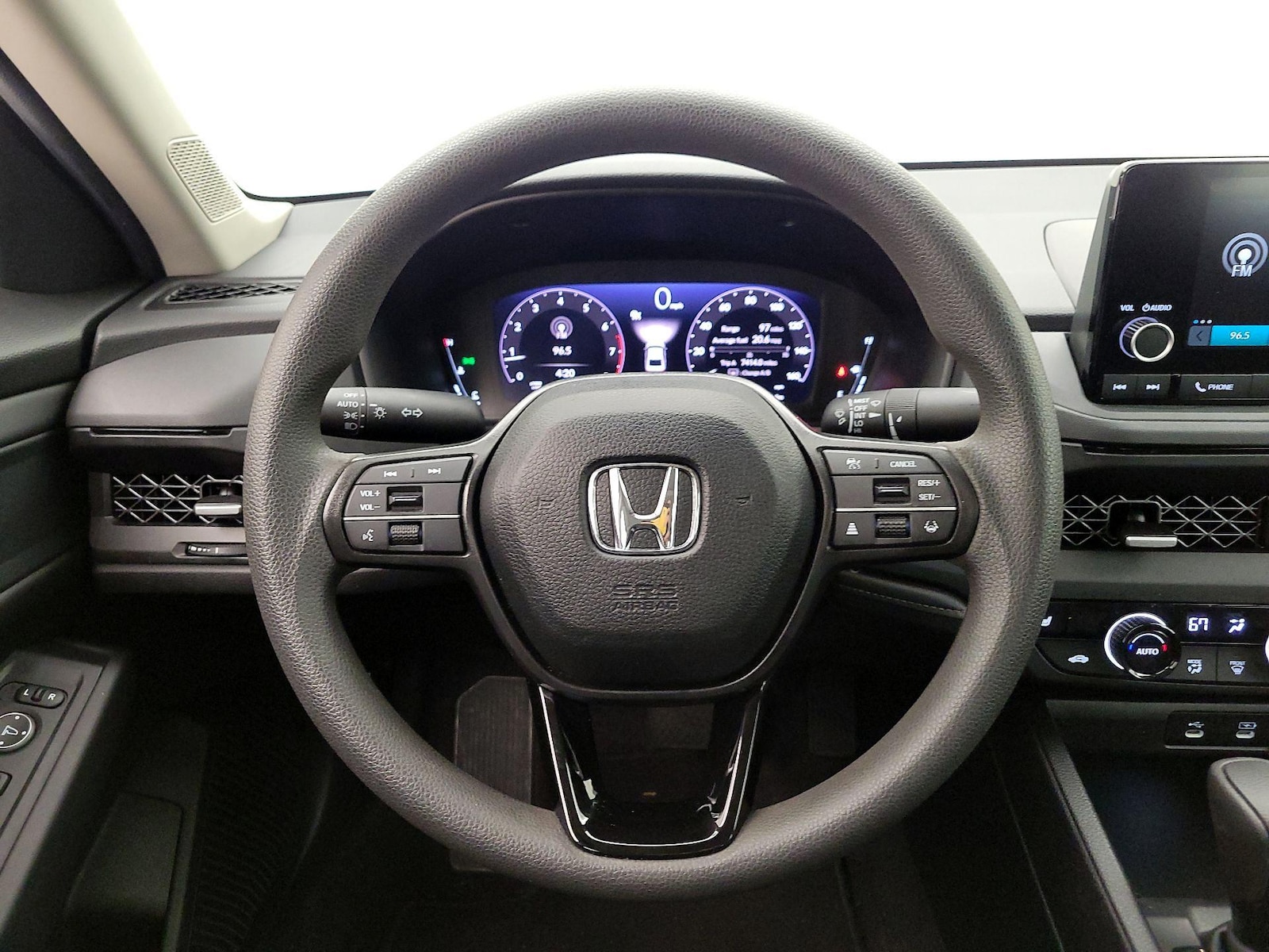 2025 Honda Accord SE - Photo 11