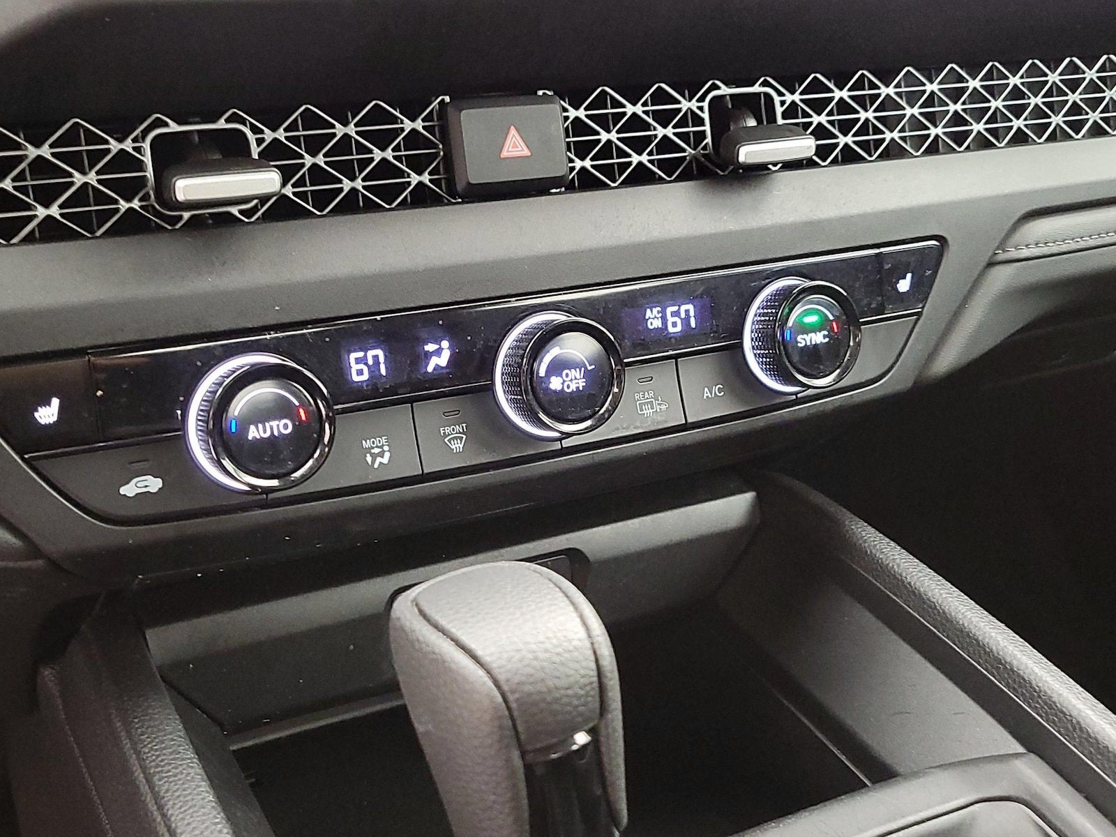 2025 Honda Accord SE - Photo 16