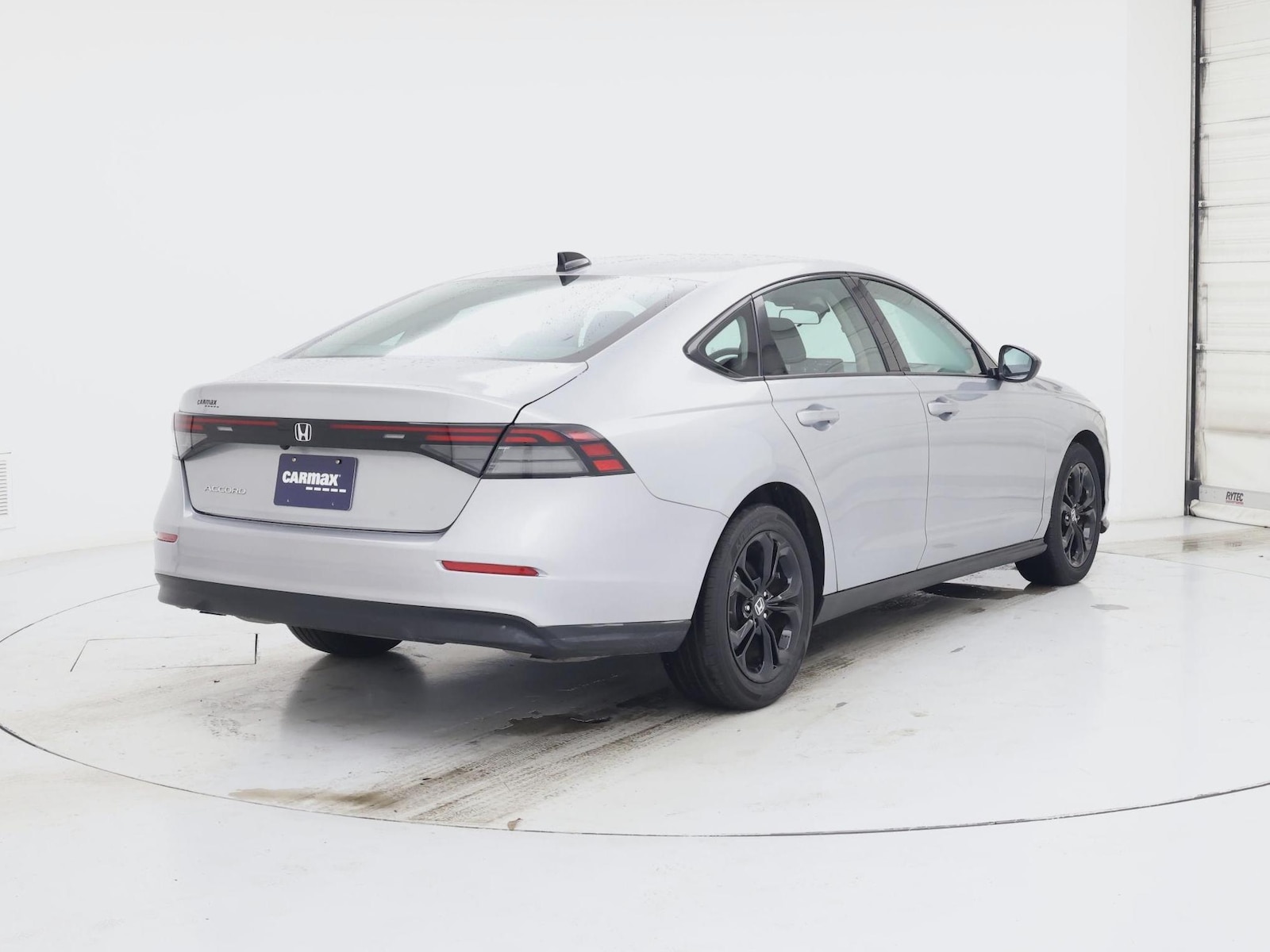 2025 Honda Accord SE - Photo 9