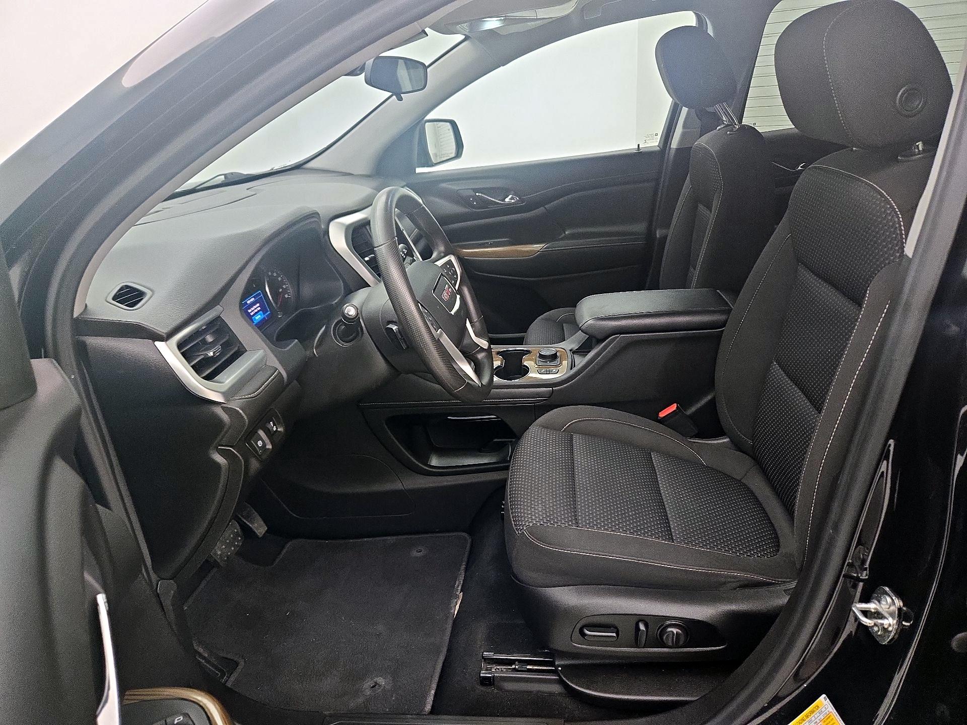 Thumbnail: 2021 GMC Acadia - 11