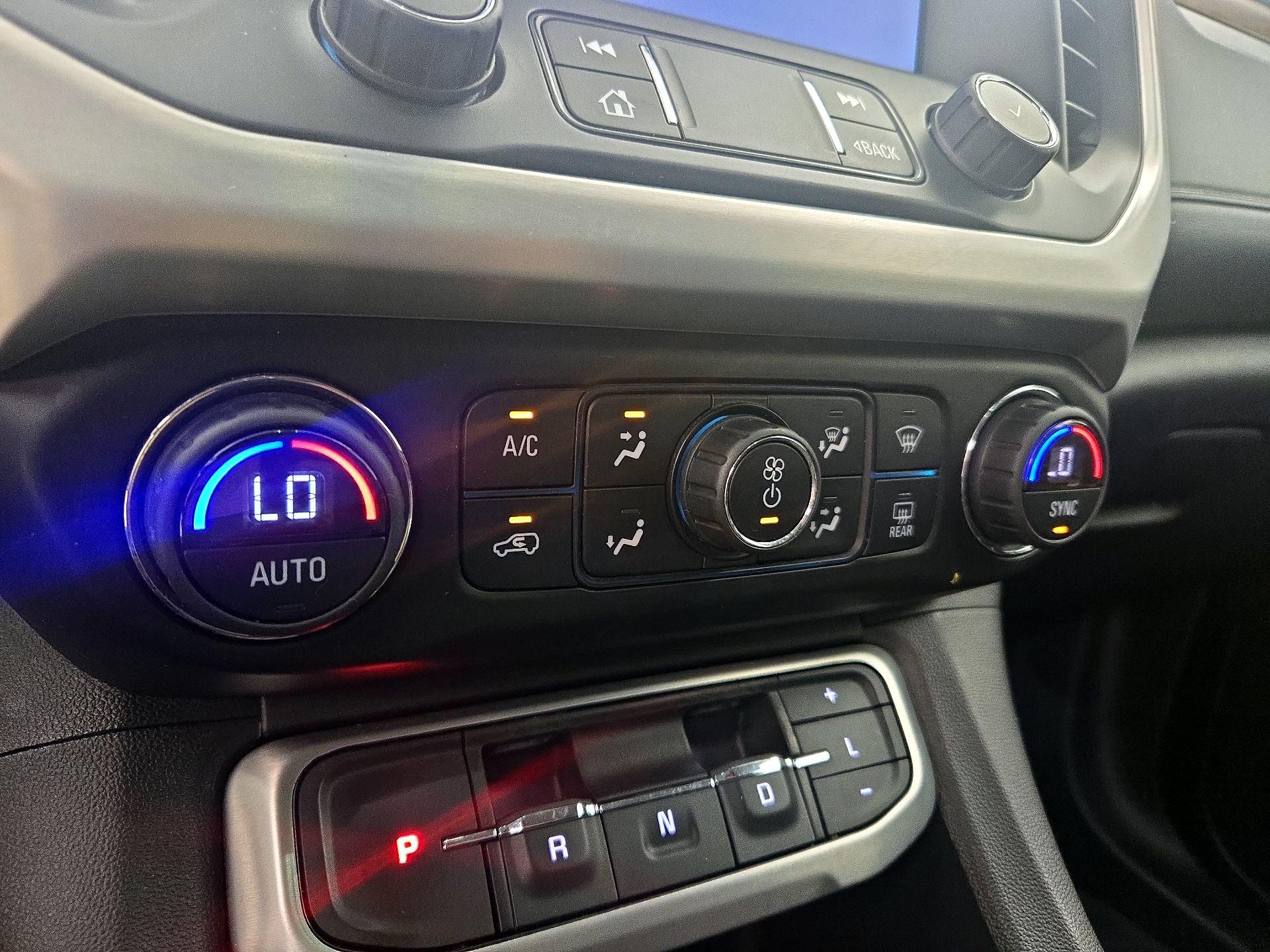 Thumbnail: 2021 GMC Acadia - 16