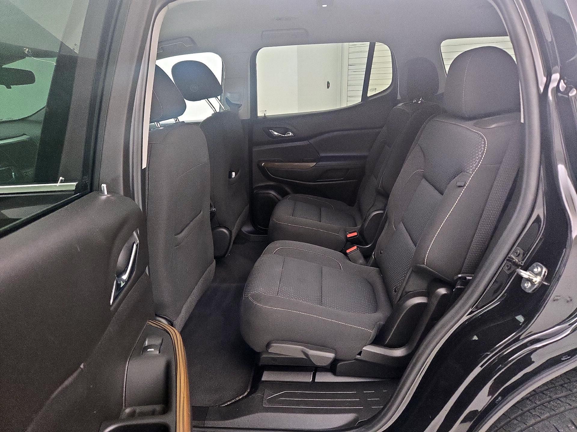 Thumbnail: 2021 GMC Acadia - 19