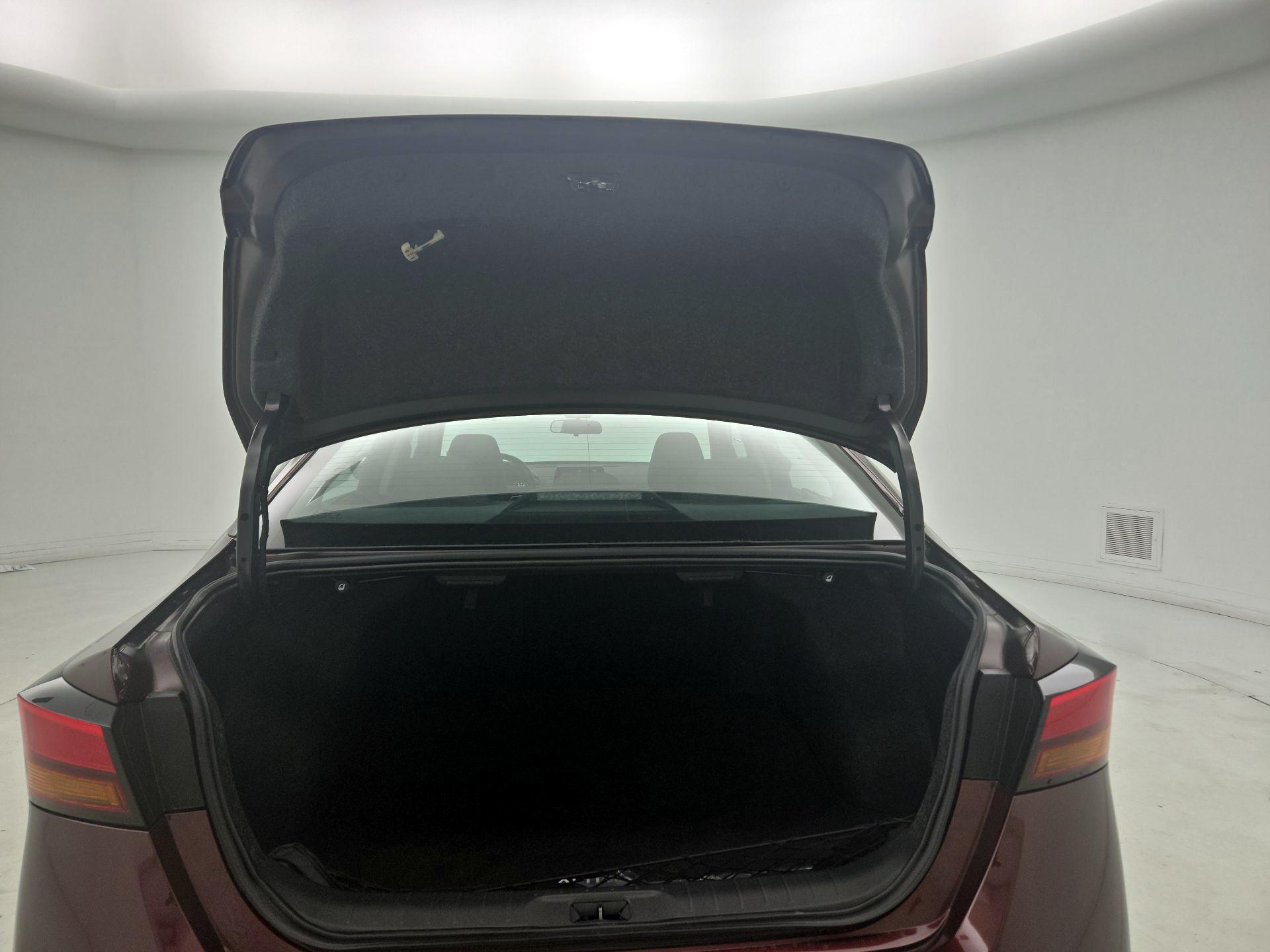 Thumbnail: 2023 Nissan Altima - 20