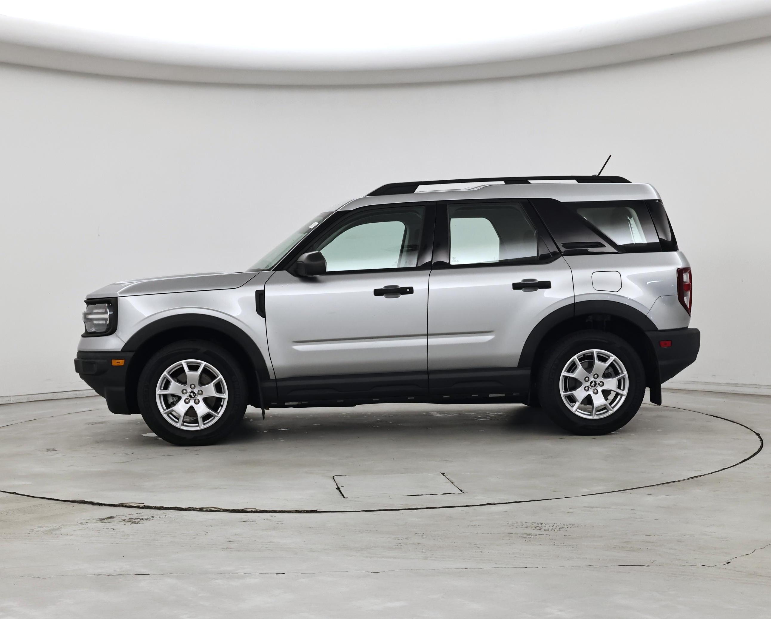 Thumbnail: 2021 Ford Bronco Sport - 3