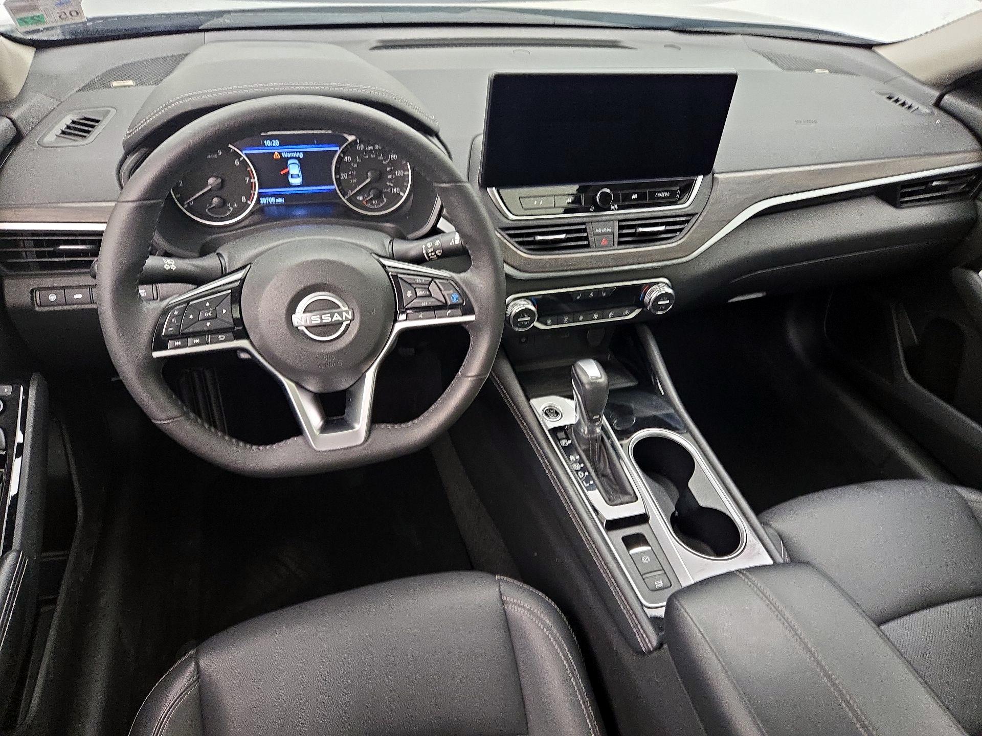 Thumbnail: 2023 Nissan Altima - 9