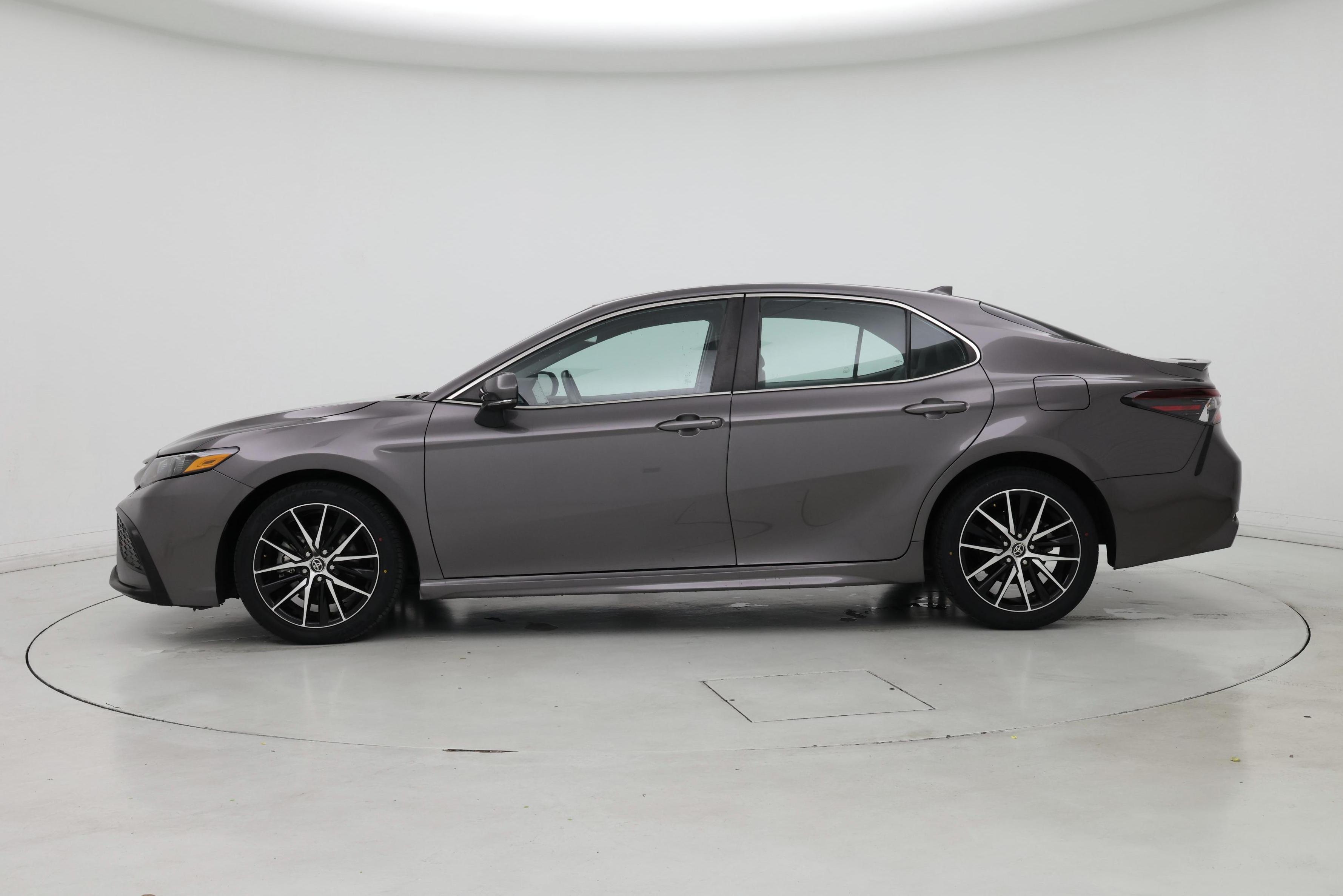 Thumbnail: 2023 Toyota Camry - 3