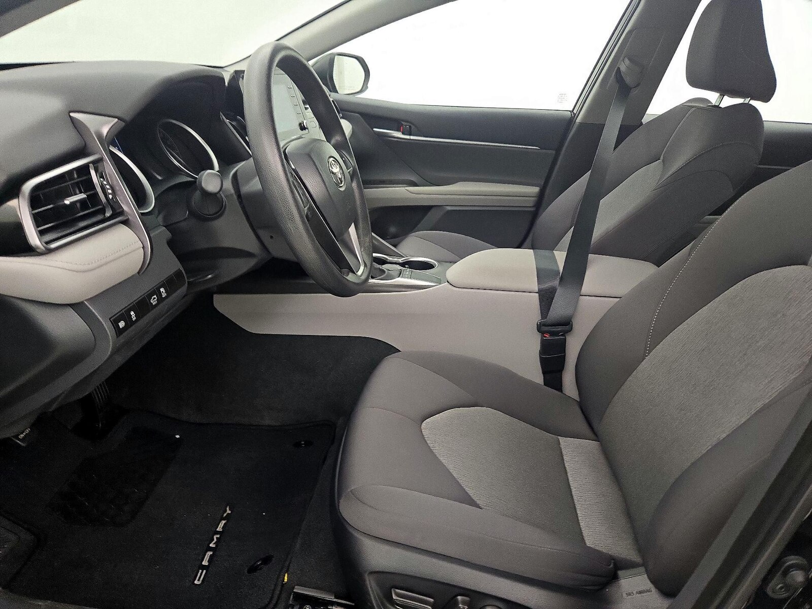2023 Toyota Camry LE - Photo 12
