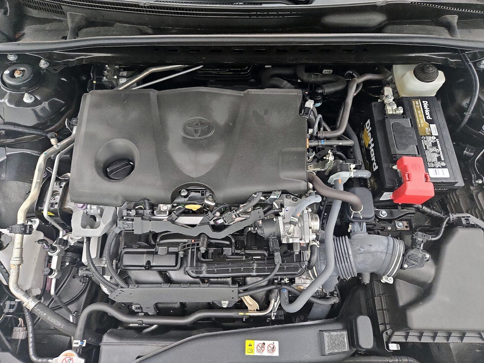 2023 Toyota Camry LE - Photo 22