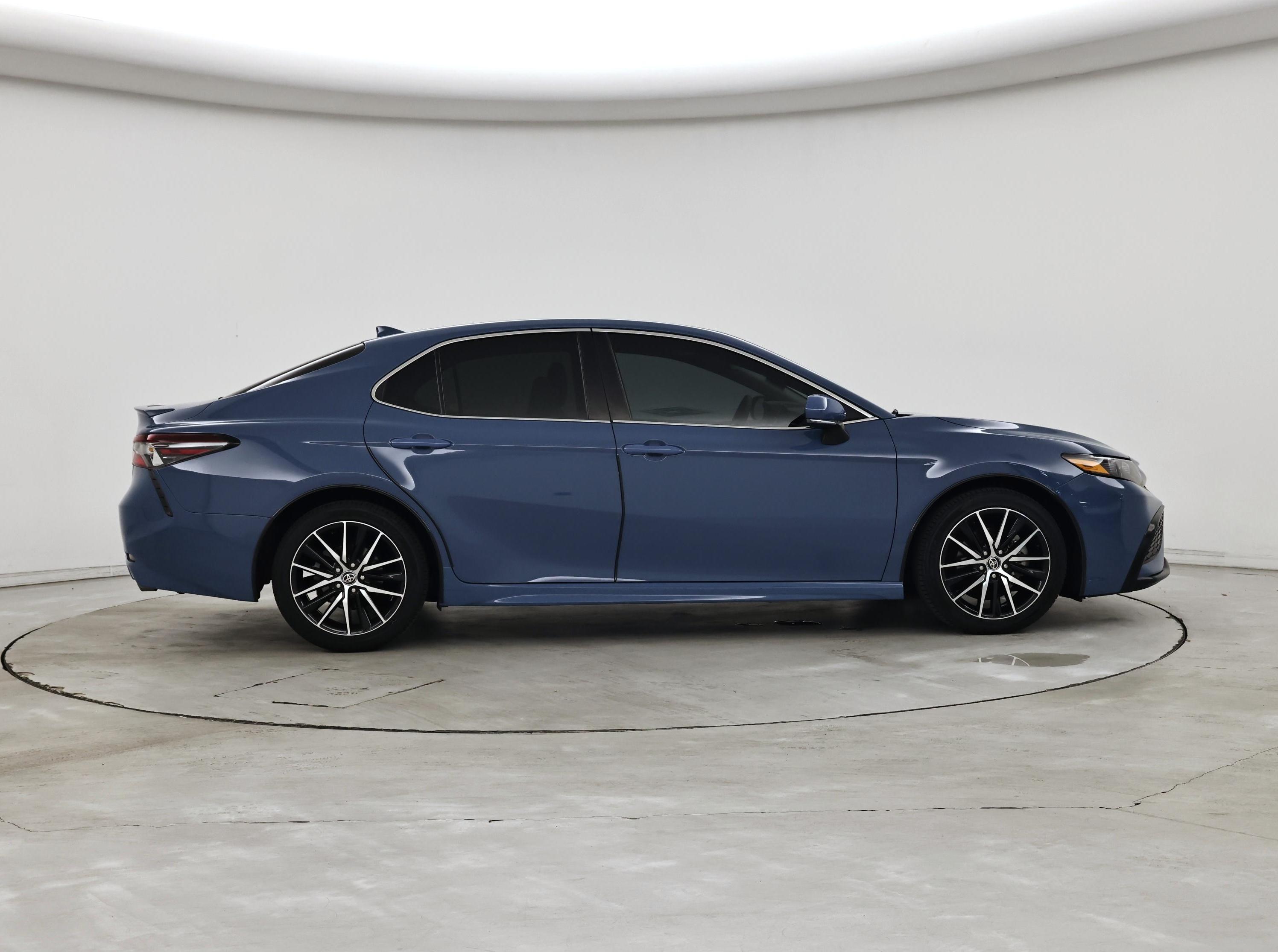 Thumbnail: 2023 Toyota Camry - 7
