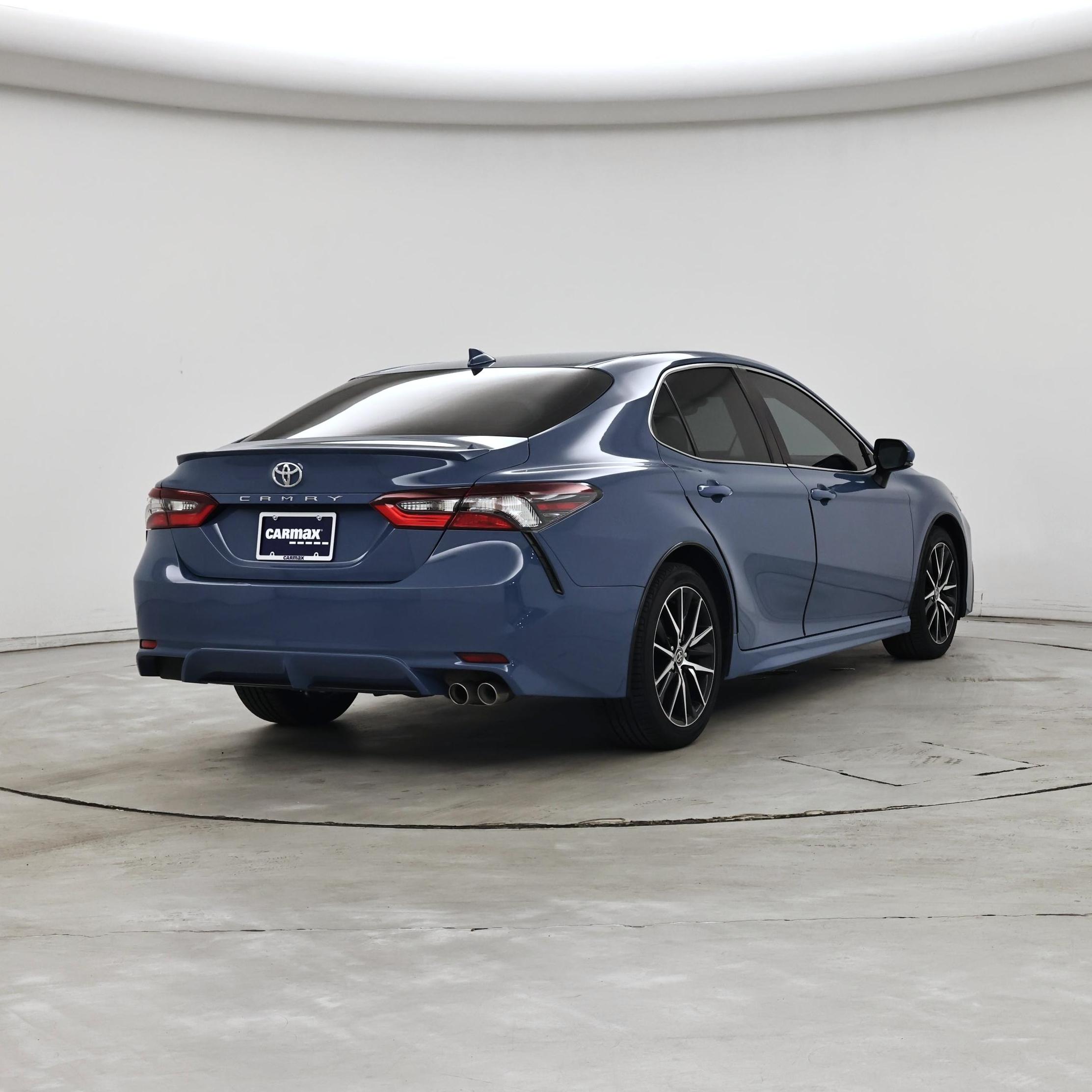 Thumbnail: 2023 Toyota Camry - 8