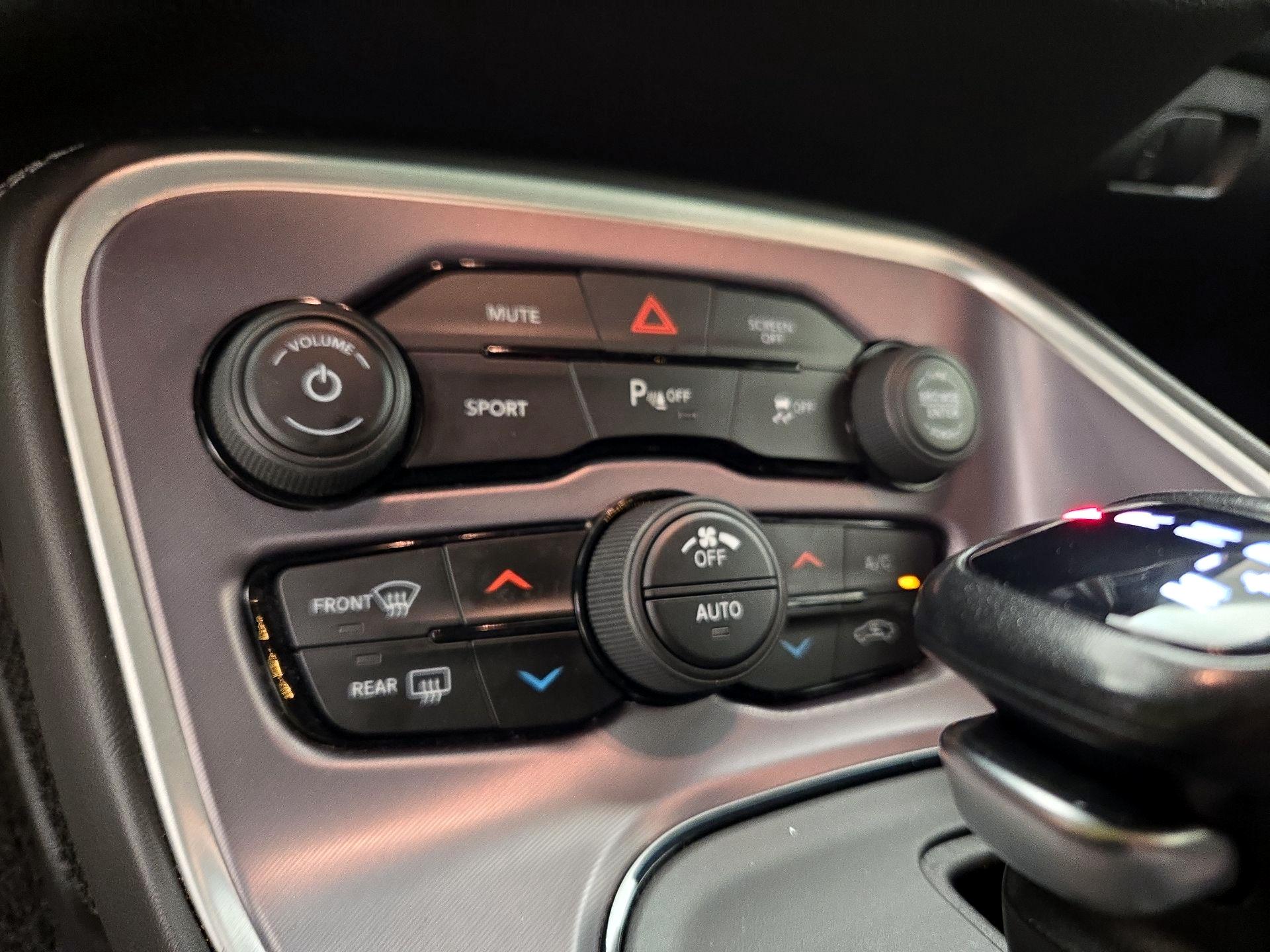 Thumbnail: 2020 Dodge Challenger - 16