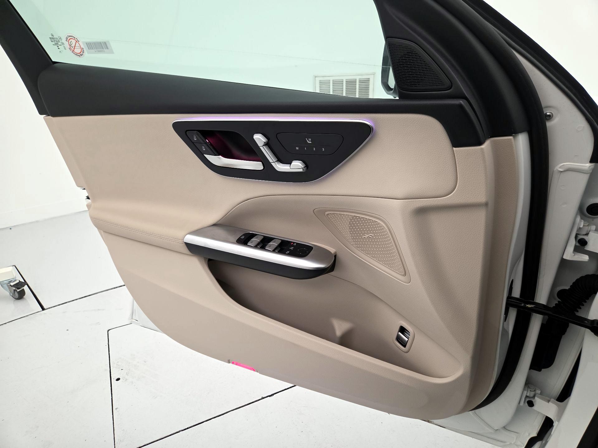 Thumbnail: 2025 Mercedes-Benz C-Class - 12