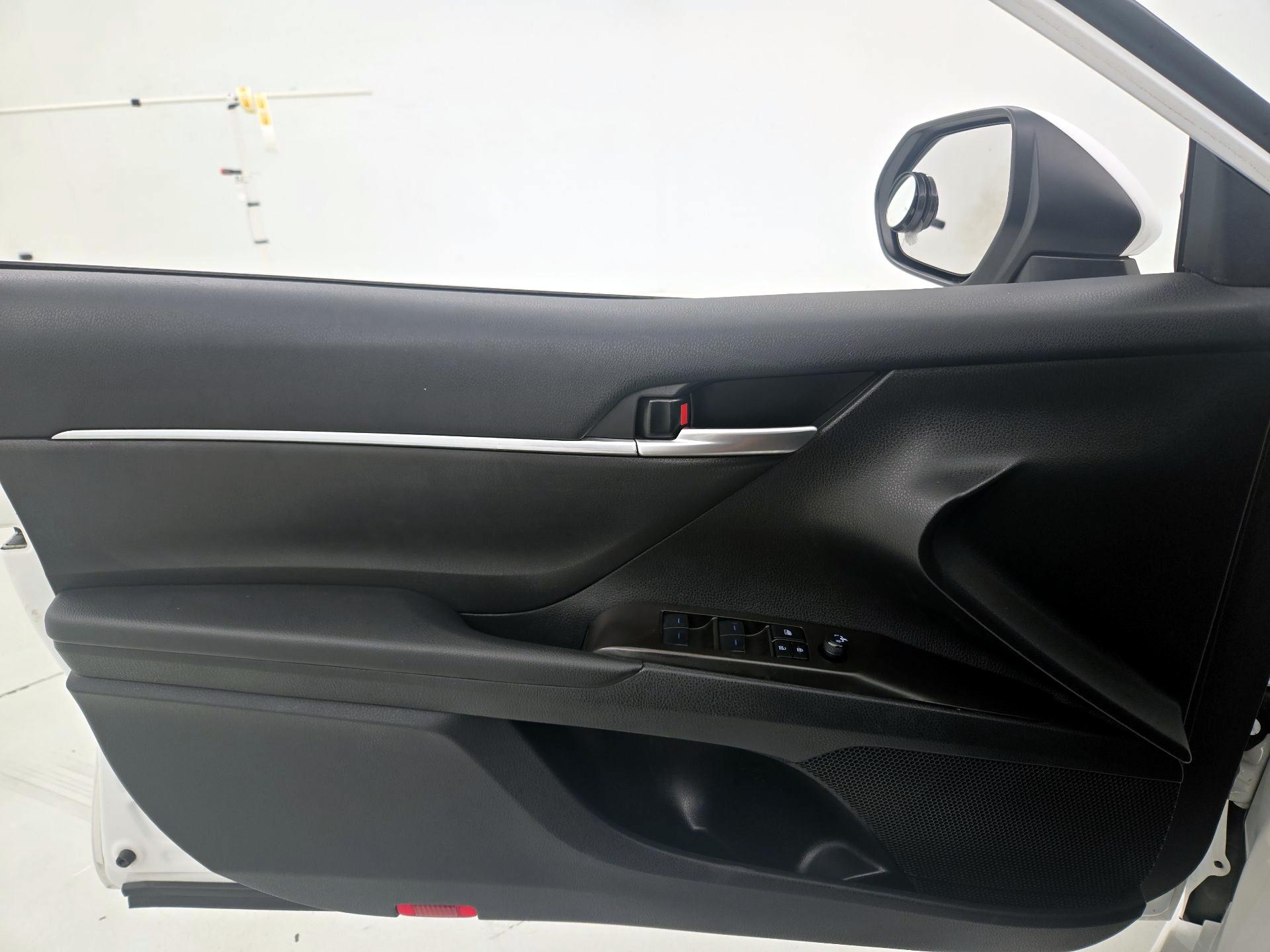 Thumbnail: 2024 Toyota Camry - 12