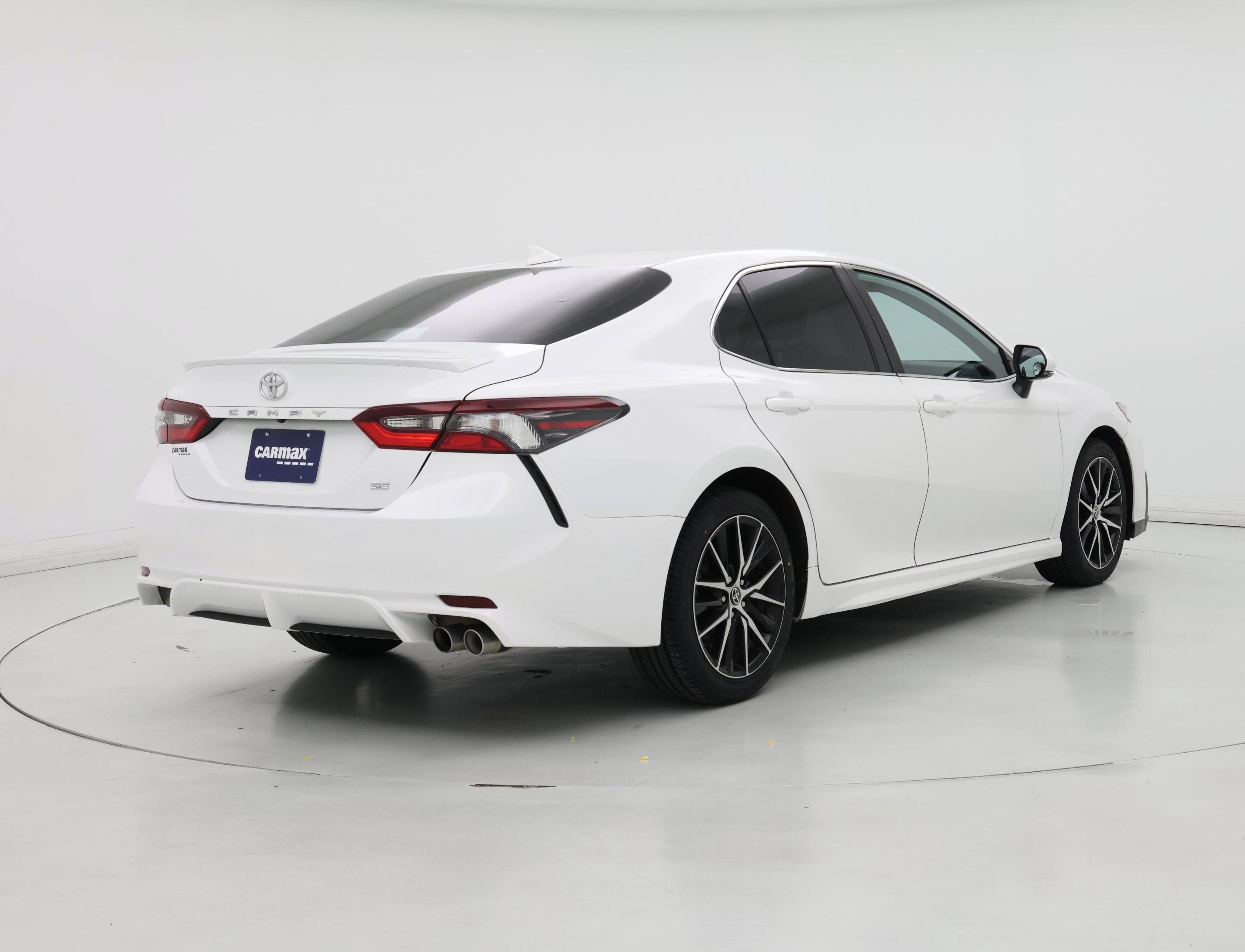Thumbnail: 2024 Toyota Camry - 8