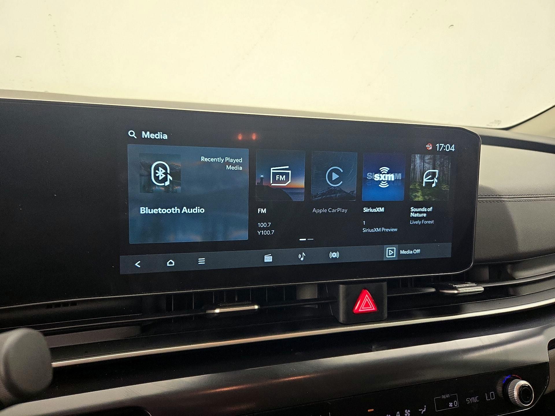 Thumbnail: 2025 Kia Carnival - 16