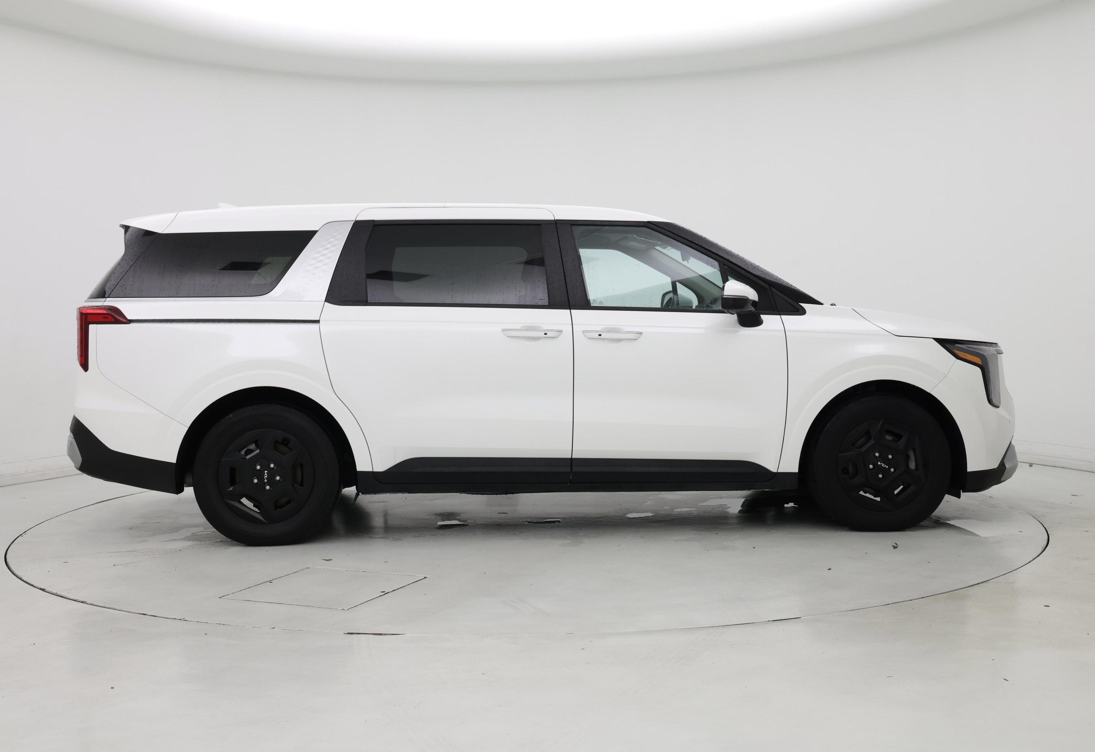 Thumbnail: 2025 Kia Carnival - 7