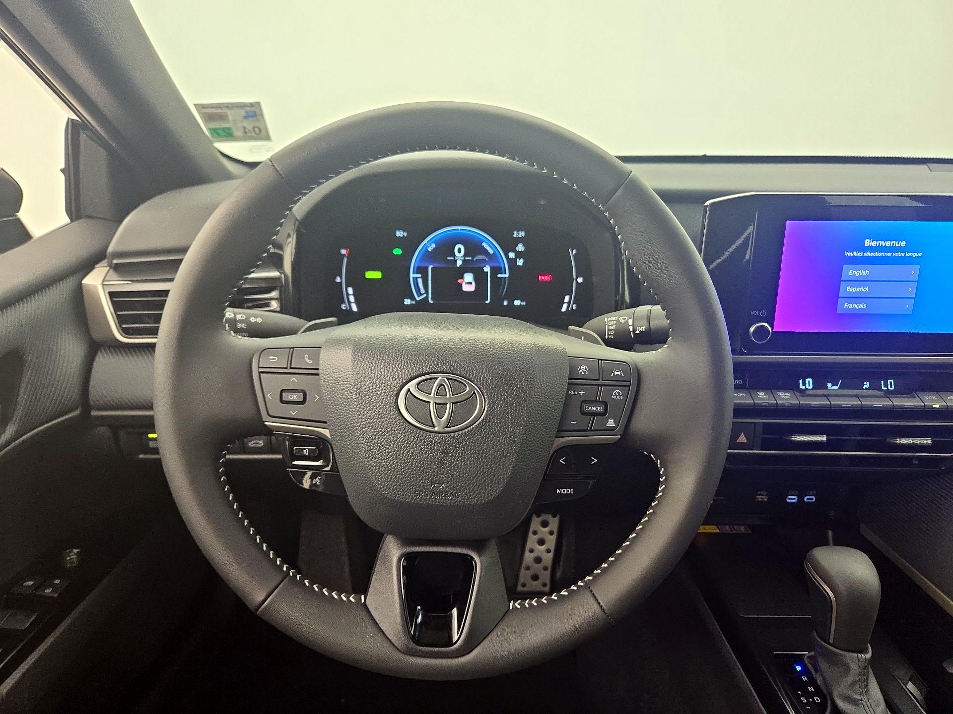Thumbnail: 2025 Toyota Camry - 10