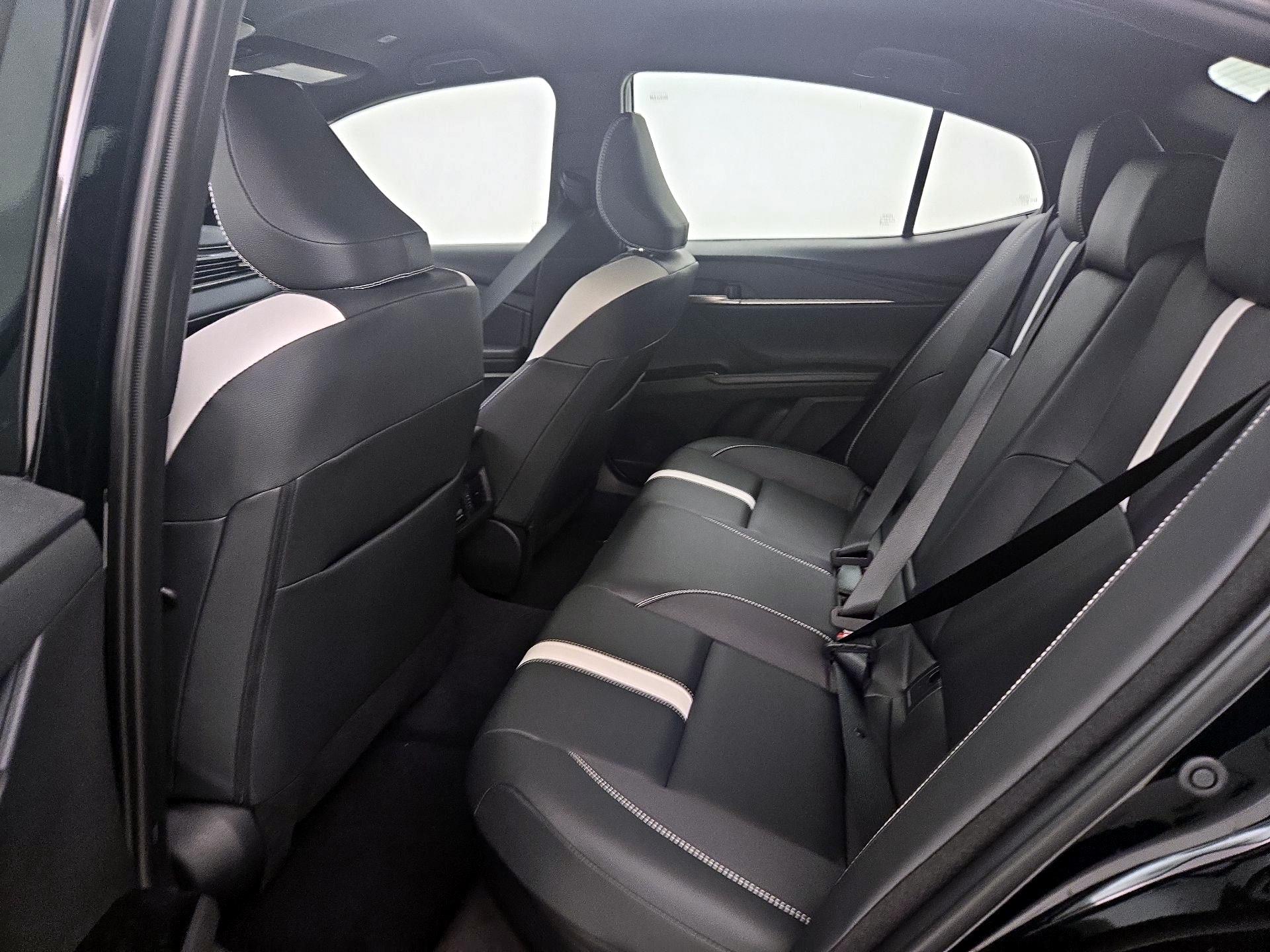 Thumbnail: 2025 Toyota Camry - 19