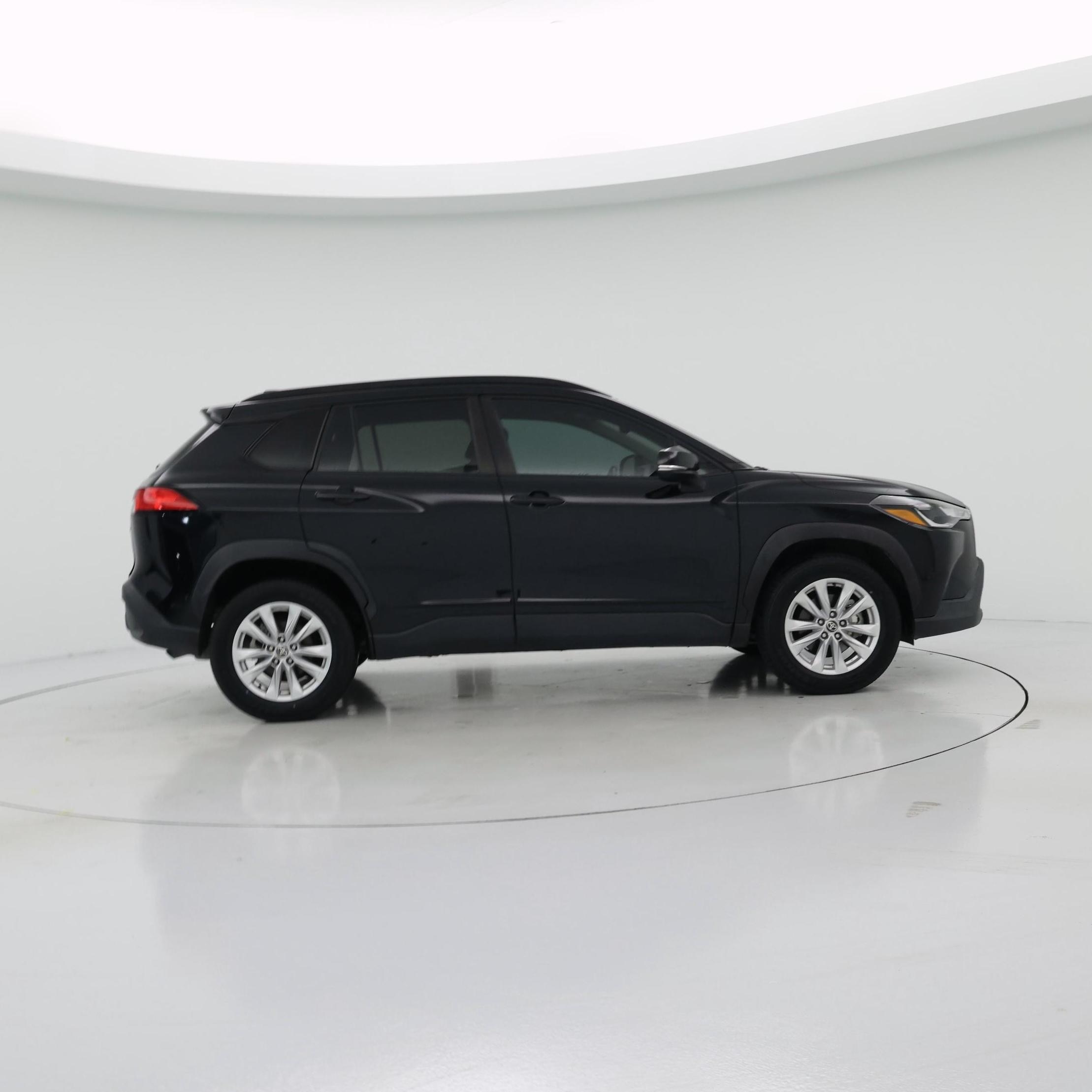 Thumbnail: 2022 Toyota Corolla Cross - 7