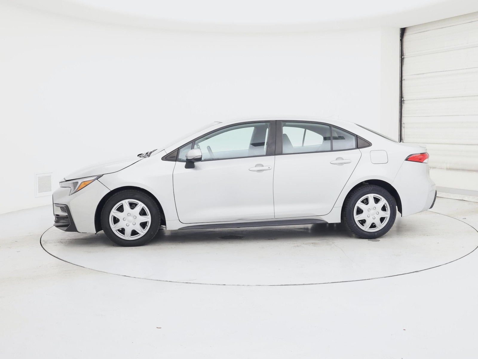 2024 Toyota Corolla SE - Photo 4