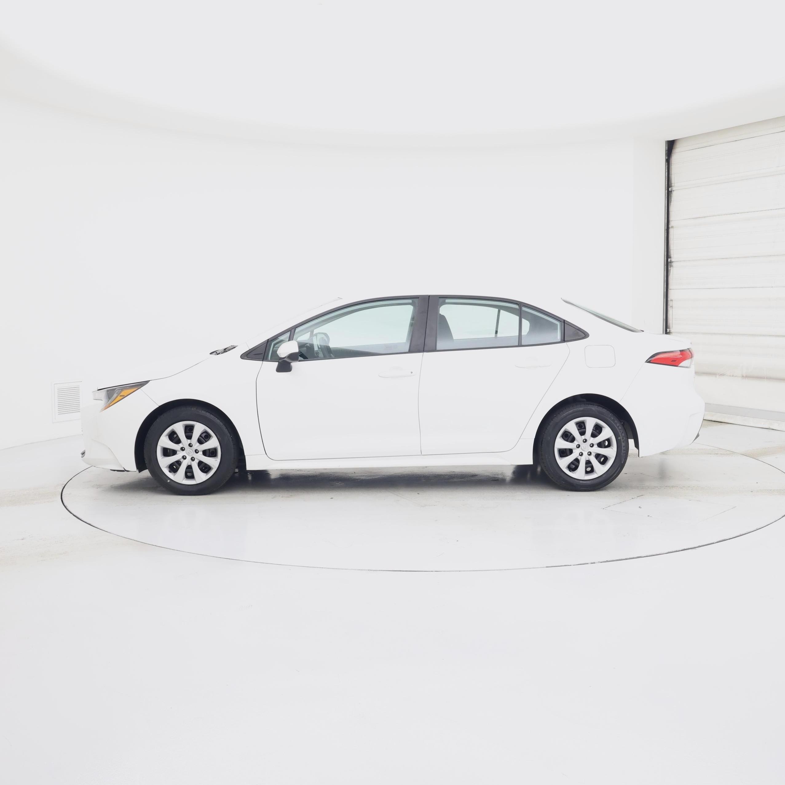 Thumbnail: 2023 Toyota Corolla - 3