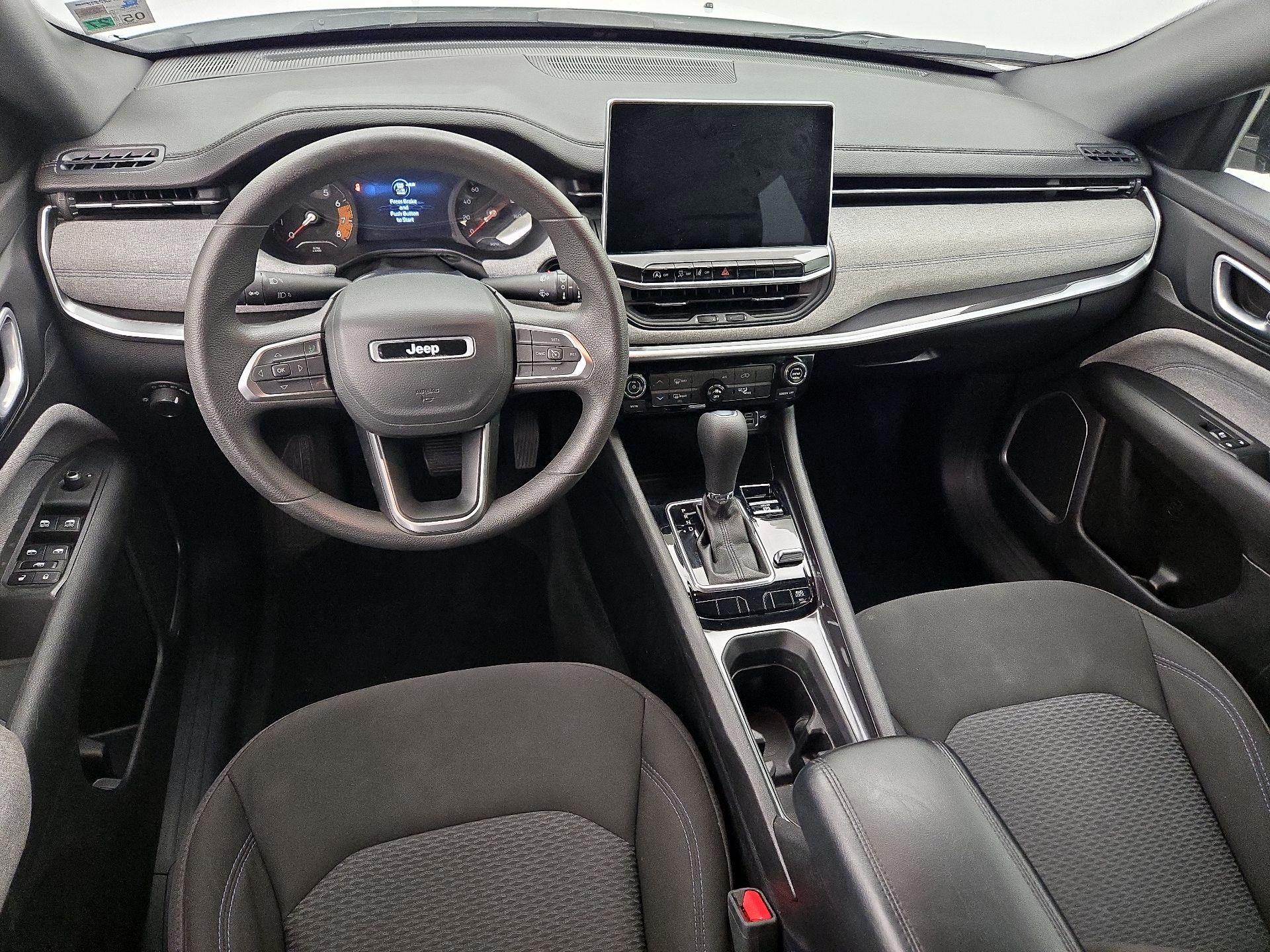 Thumbnail: 2023 Jeep Compass - 9