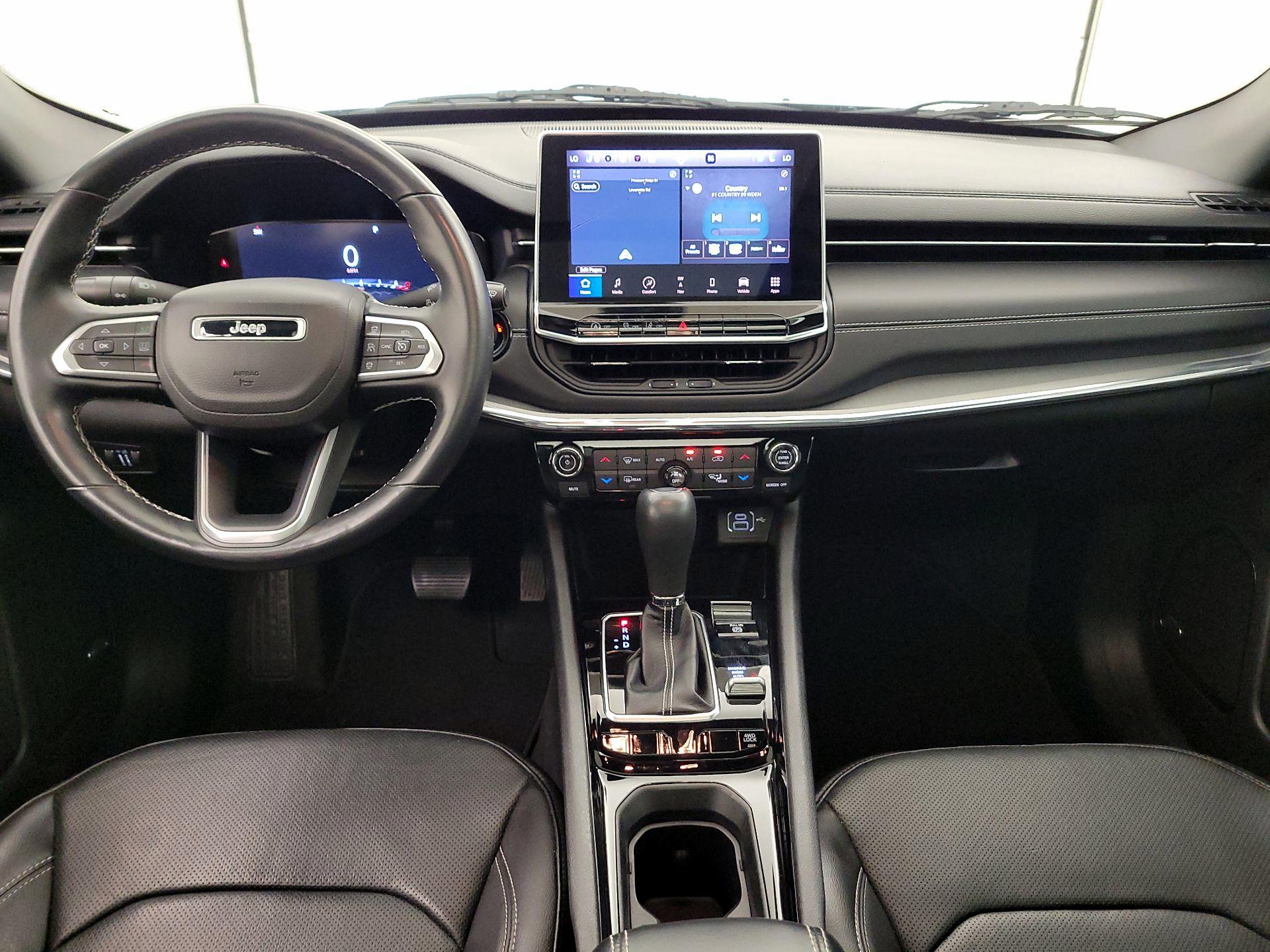 Thumbnail: 2022 Jeep Compass - 9