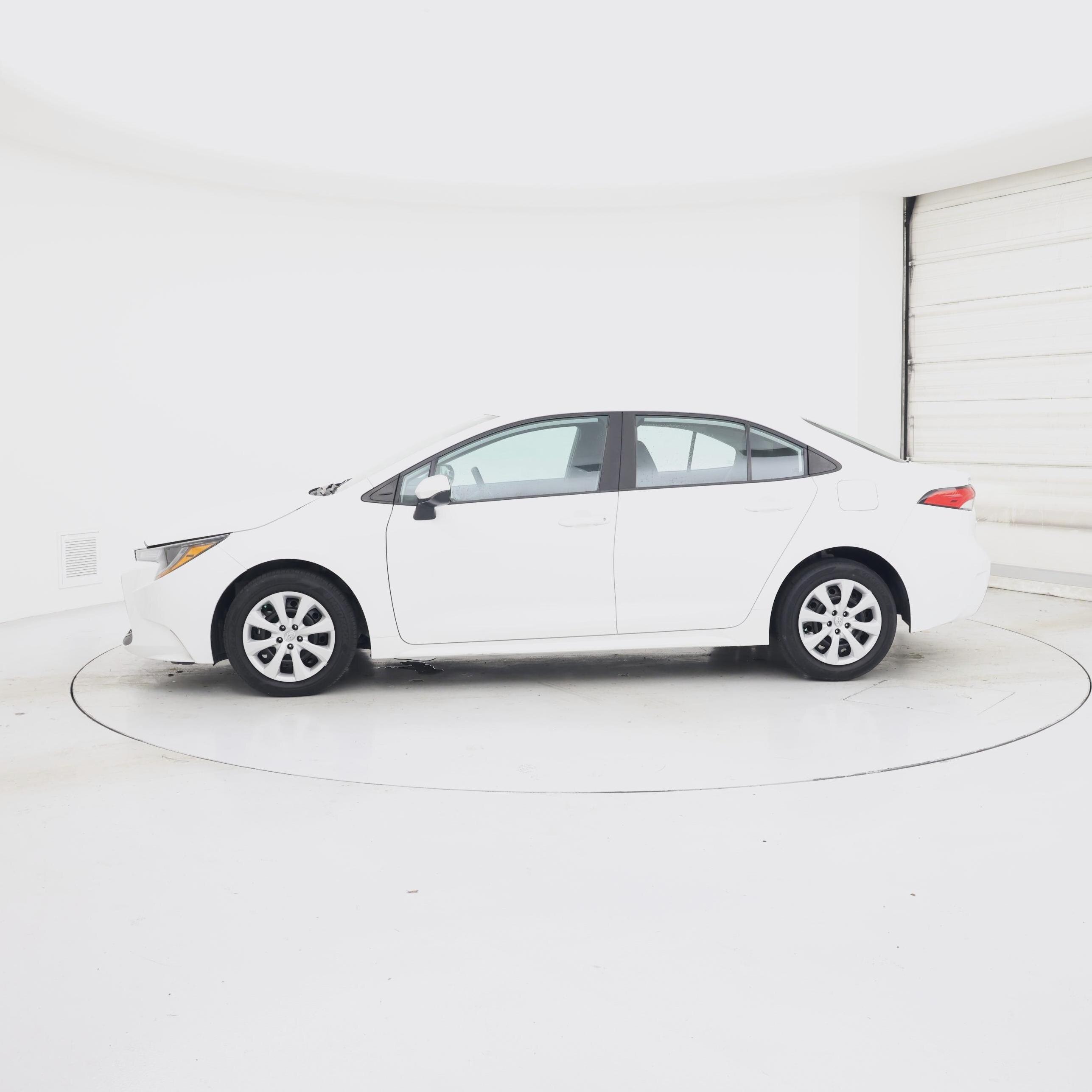 Thumbnail: 2020 Toyota Corolla - 3