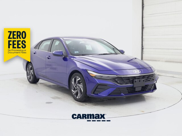 Blue 2025 Hyundai Elantra Sedan Front-Wheel Drive Automatic