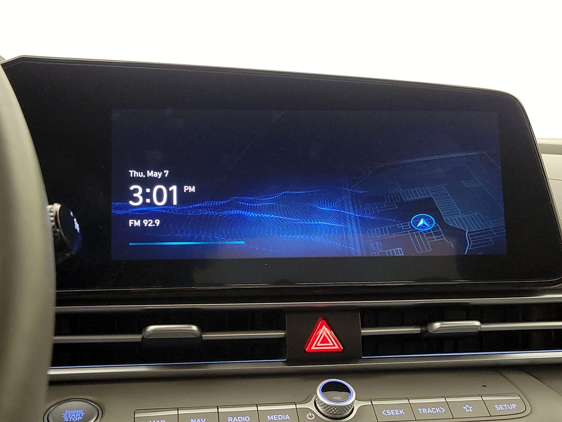 Thumbnail: 2025 Hyundai Elantra - 15