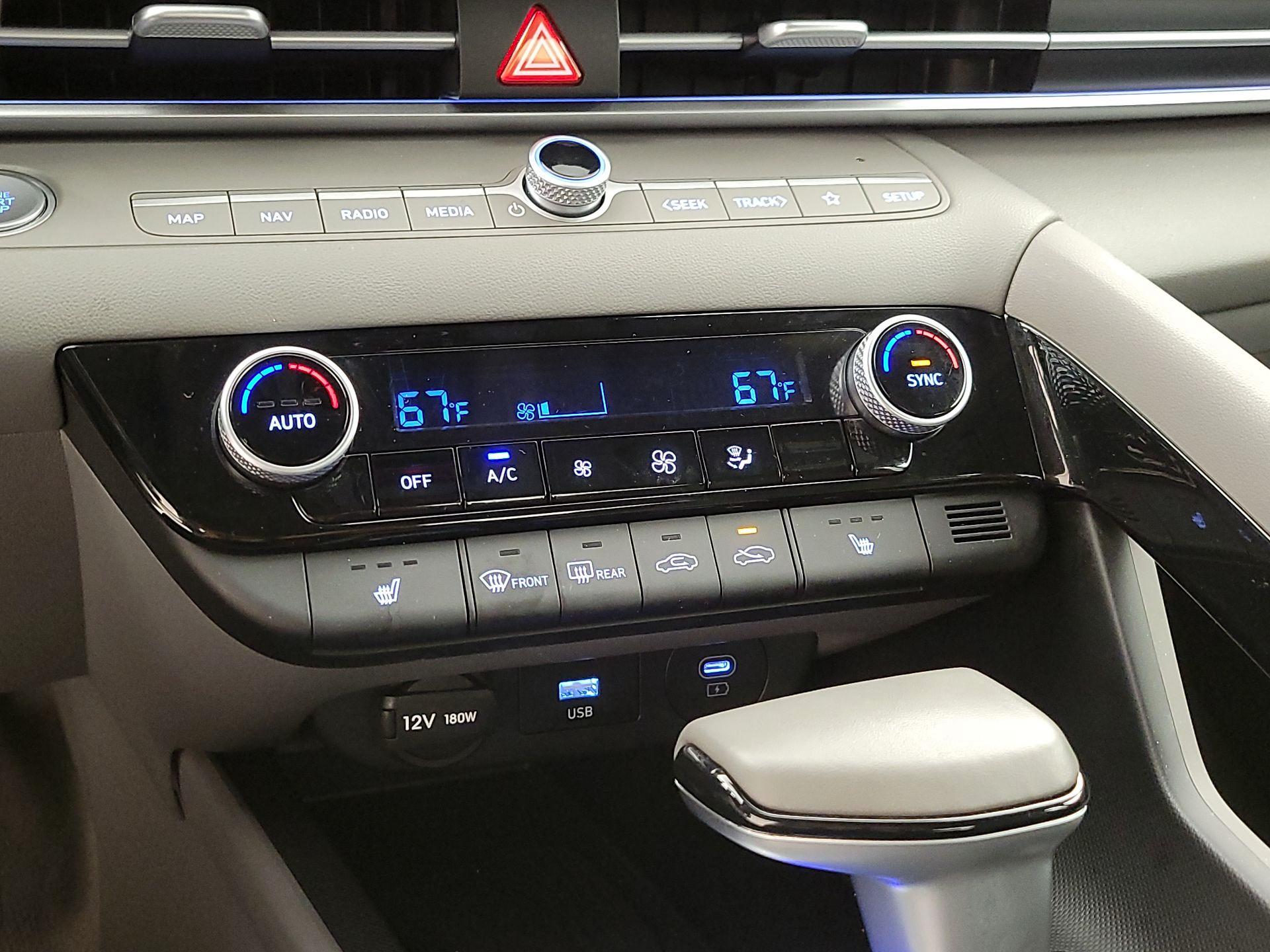 Thumbnail: 2025 Hyundai Elantra - 16