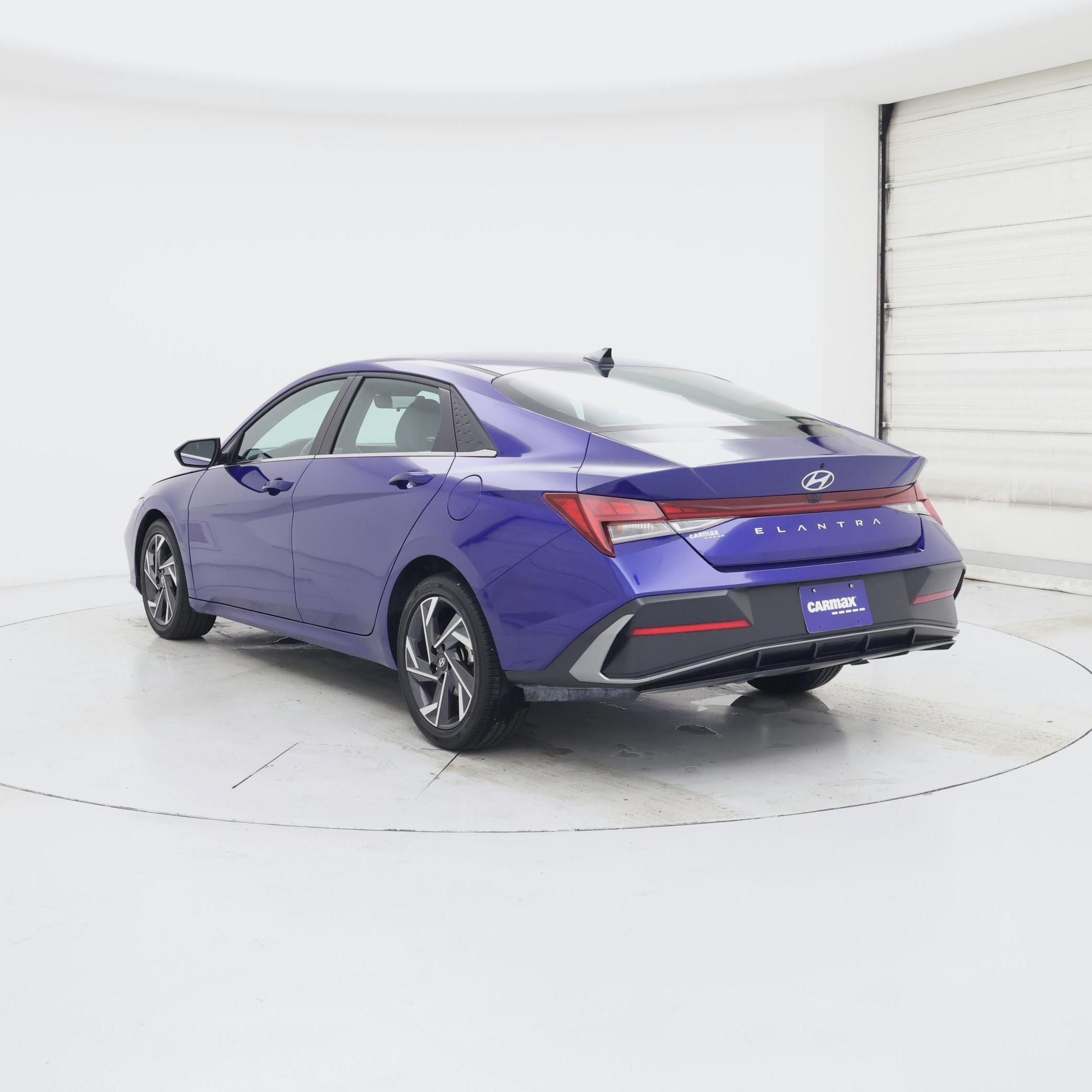 Thumbnail: 2025 Hyundai Elantra - 2