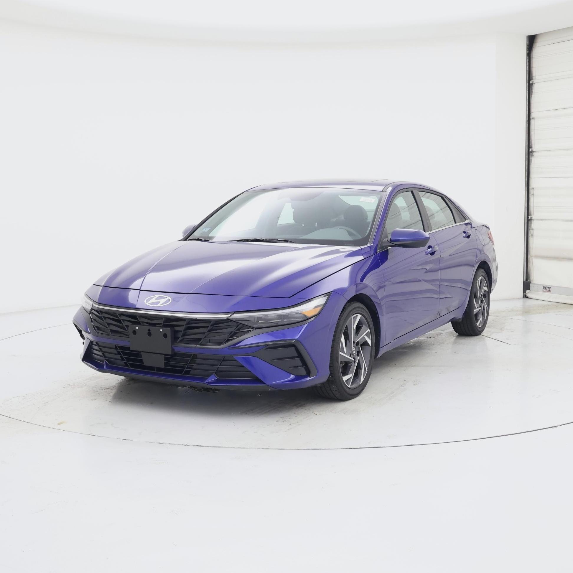 Thumbnail: 2025 Hyundai Elantra - 4