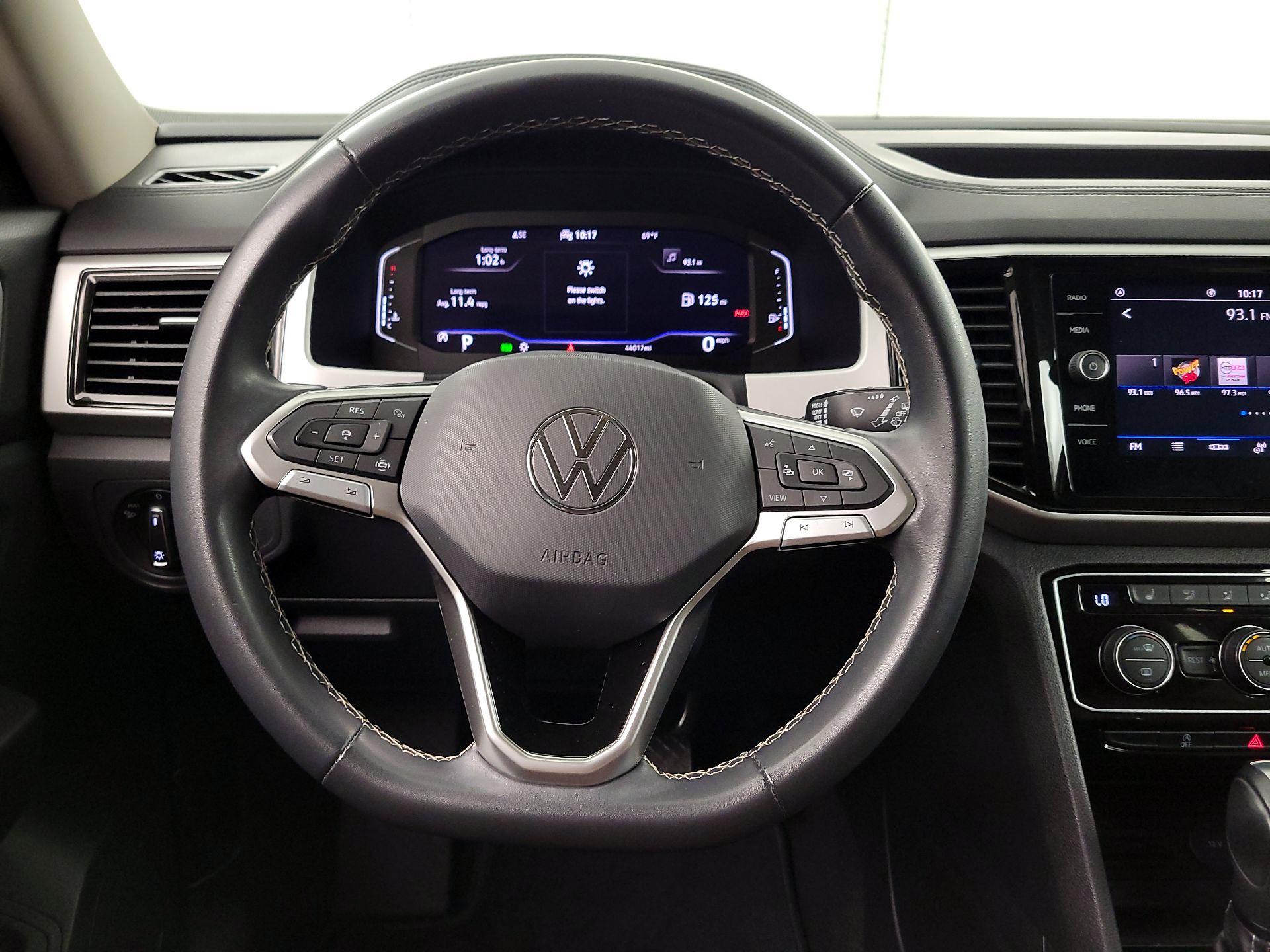 Thumbnail: 2023 Volkswagen Atlas - 10
