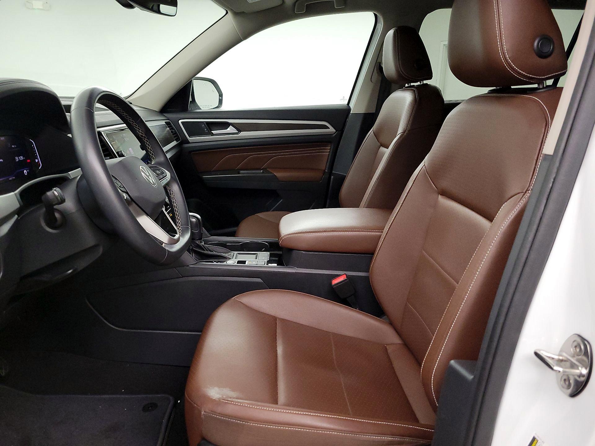 Thumbnail: 2023 Volkswagen Atlas - 11