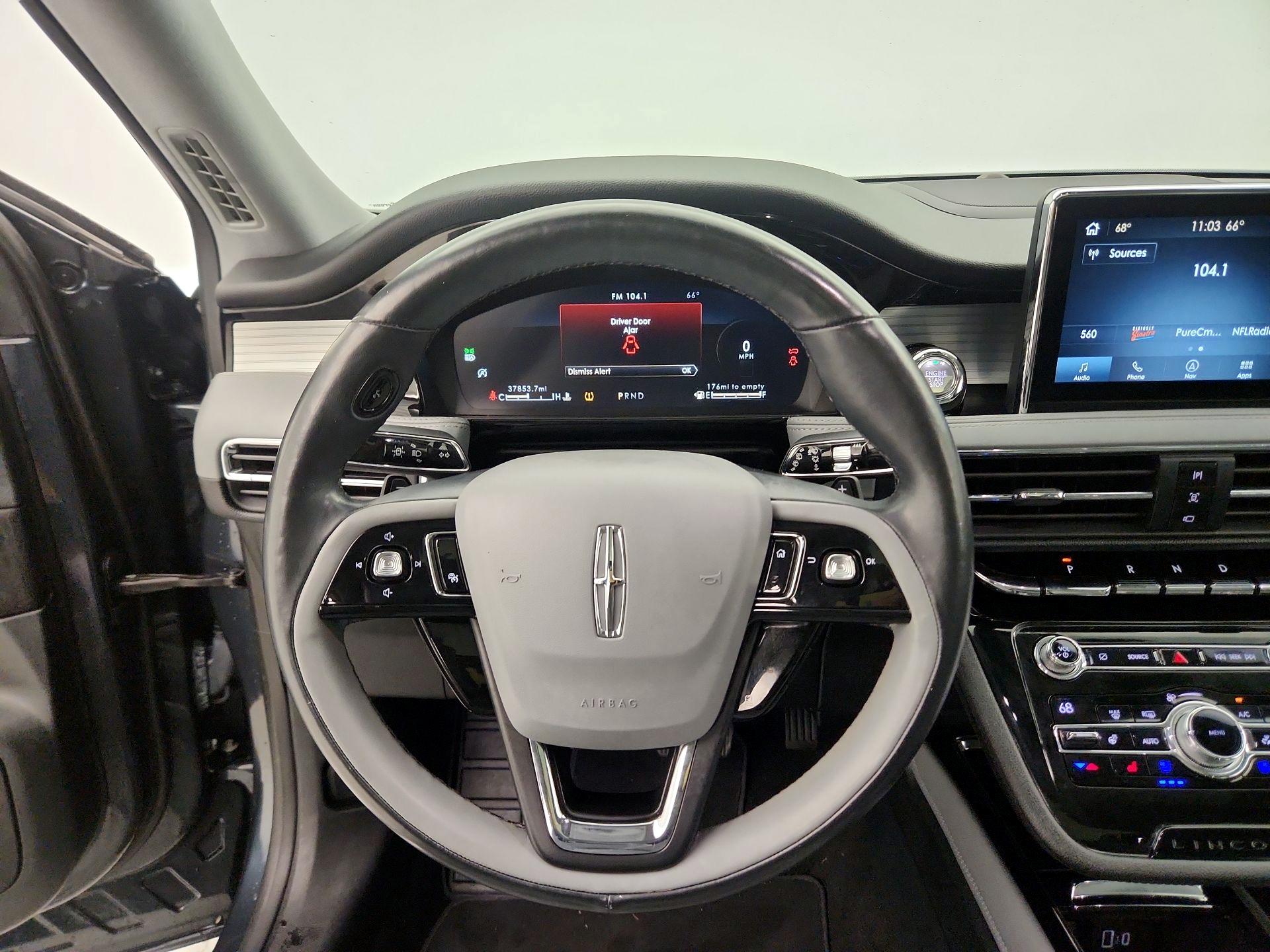 Thumbnail: 2020 Lincoln Corsair - 10