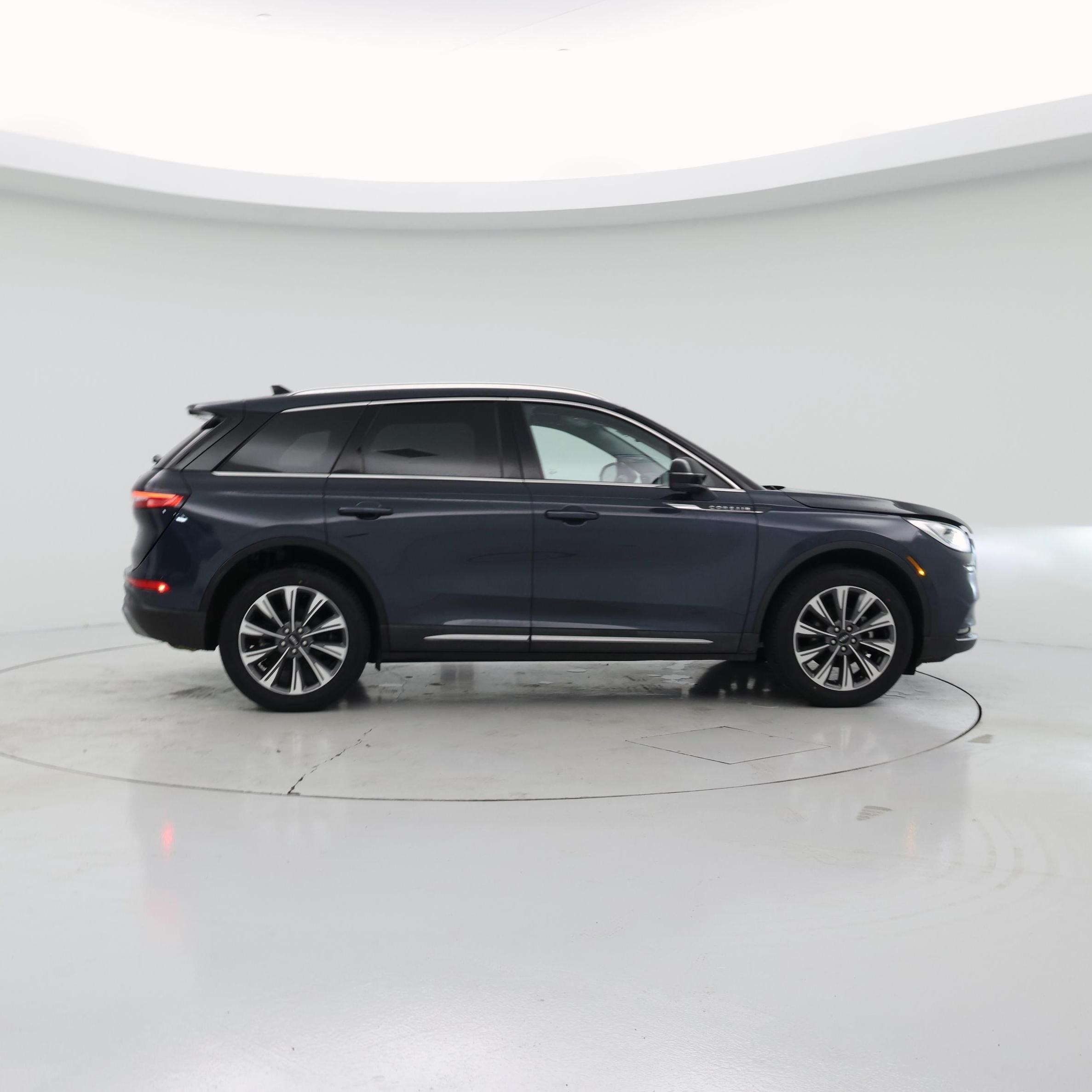 Thumbnail: 2020 Lincoln Corsair - 7