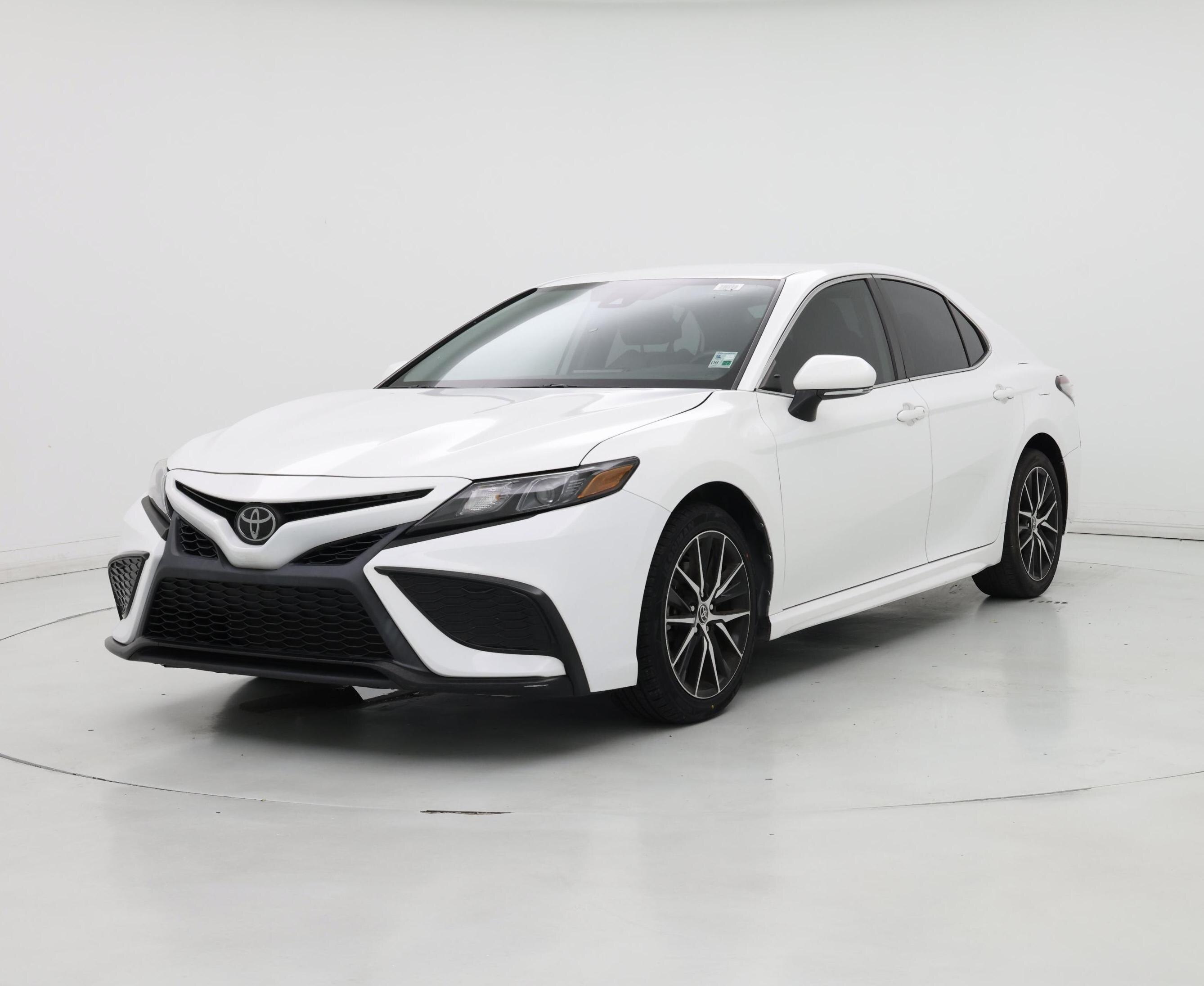 Thumbnail: 2023 Toyota Camry - 4